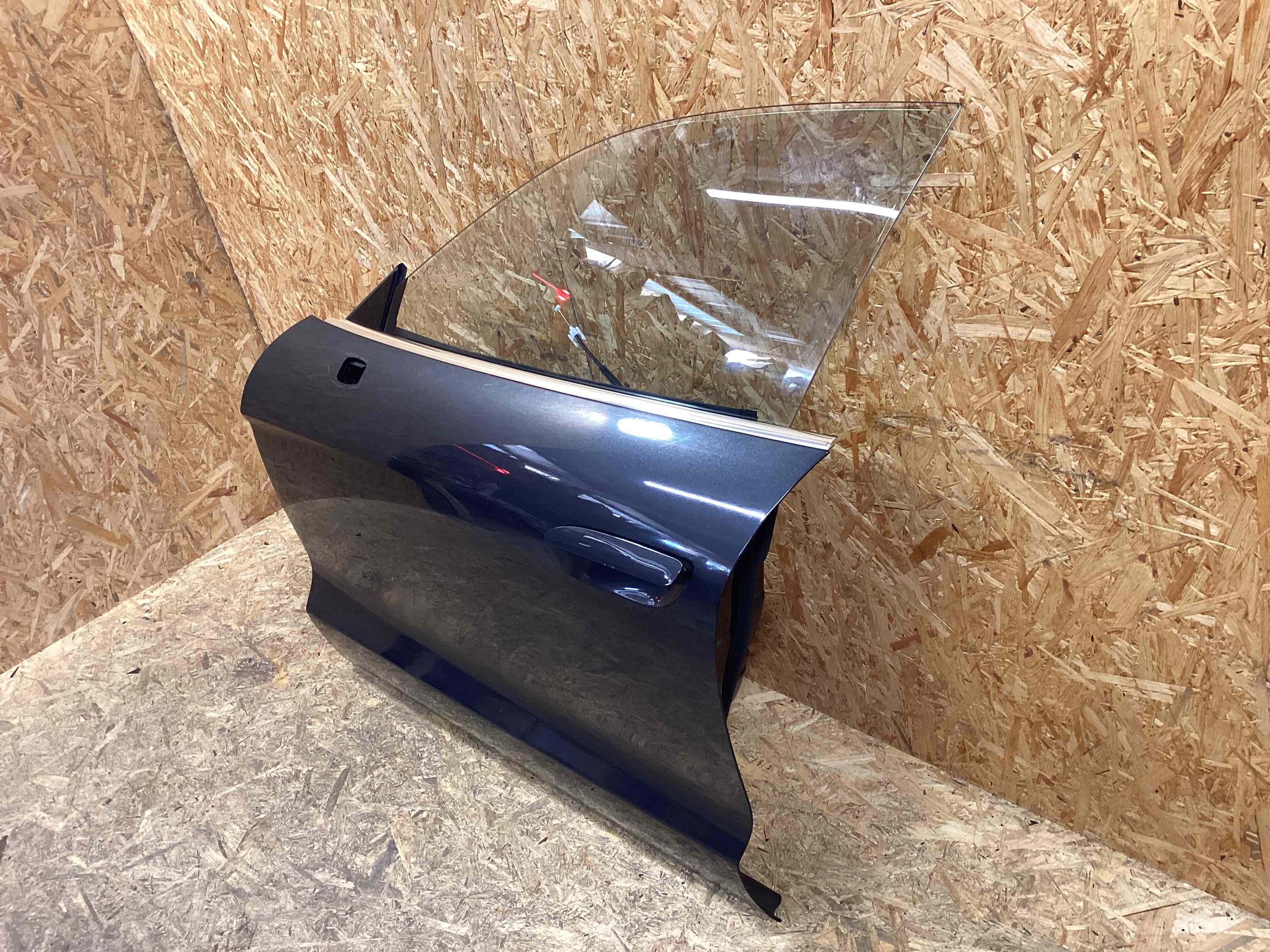 Дверь передняя левая Porsche Taycan 111225-101