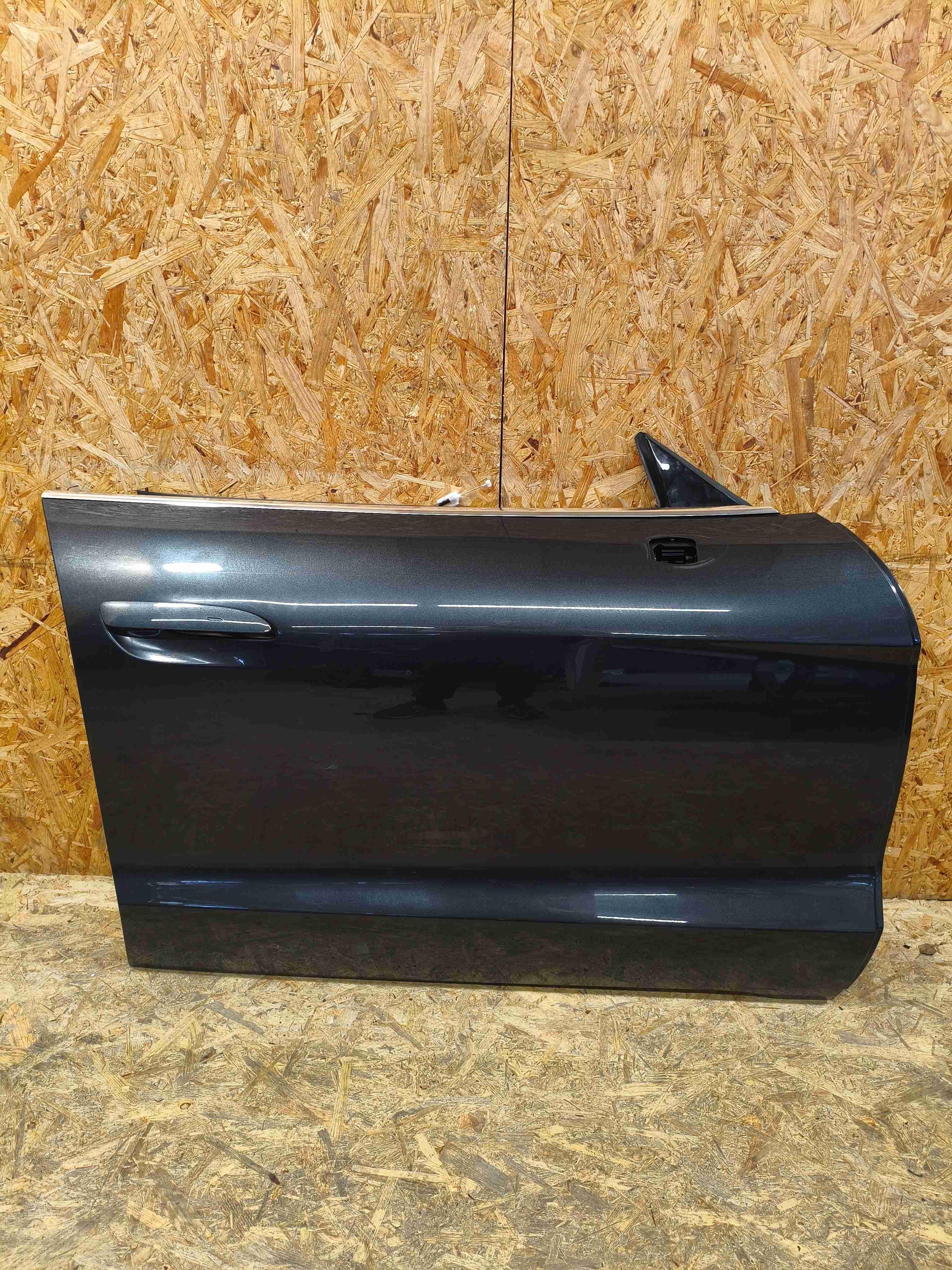 Дверь передняя правая Porsche Taycan 111225-102