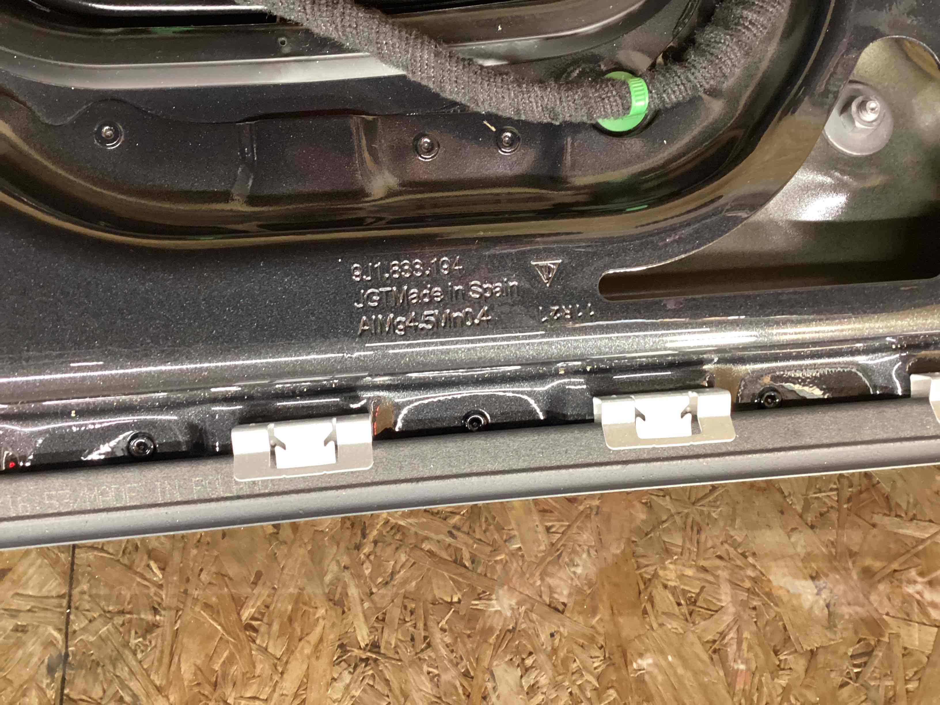 Дверь задняя правая Porsche Taycan 111225-103