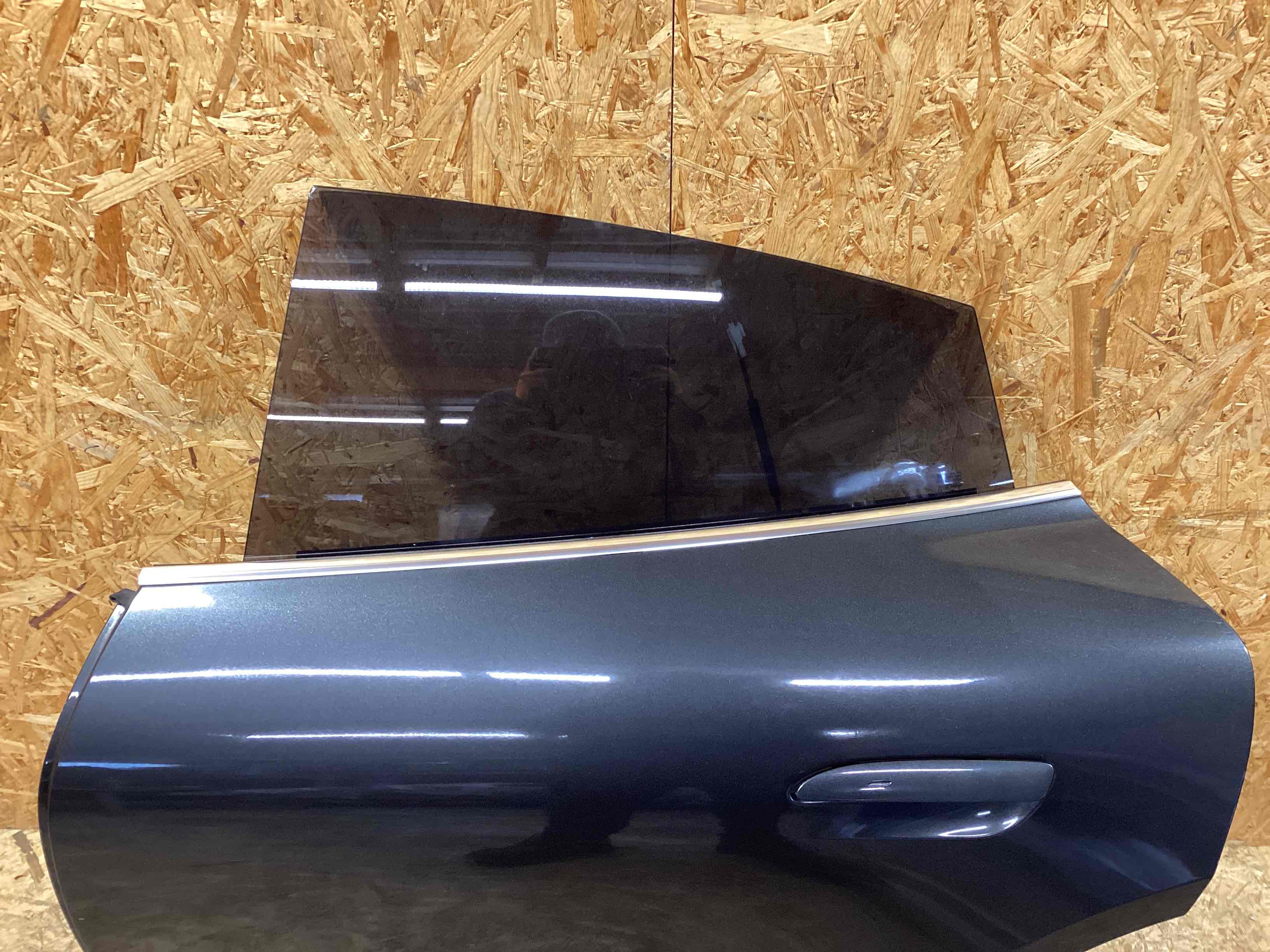 Дверь задняя левая Porsche Taycan 111225-104