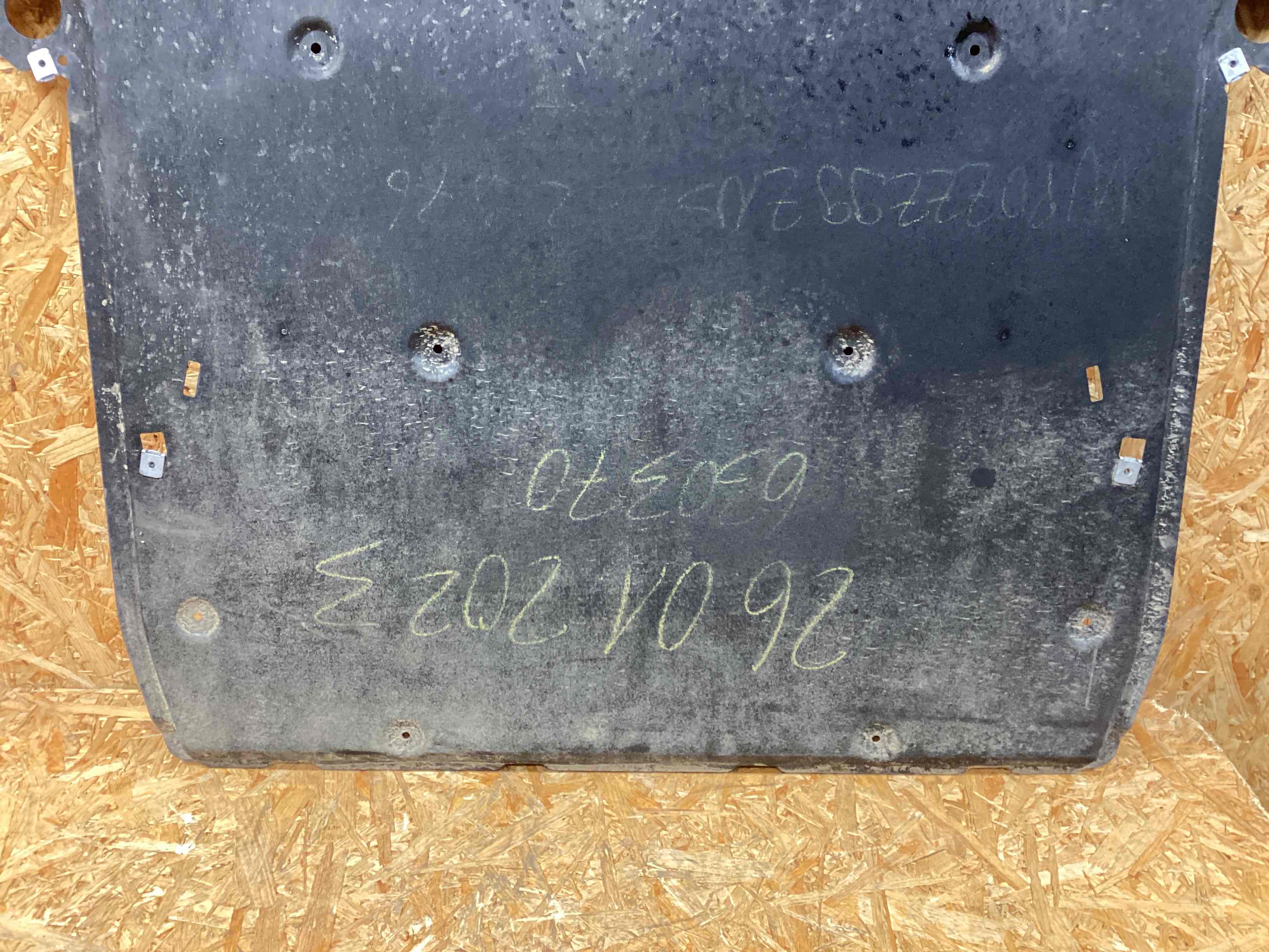 Защита днища кузова Porsche 911 111225-105