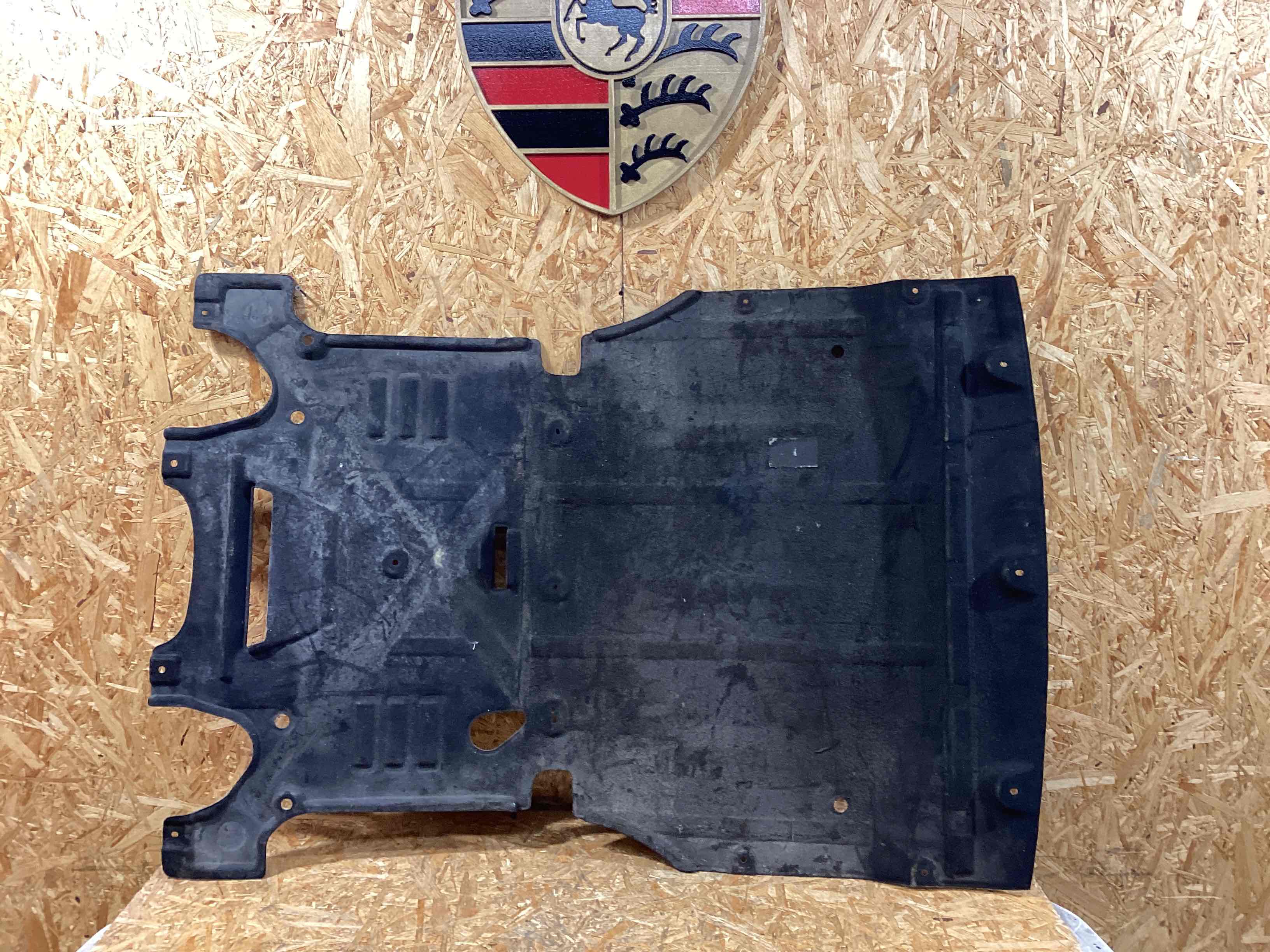 Защита днища кузова Porsche Macan 111225-108