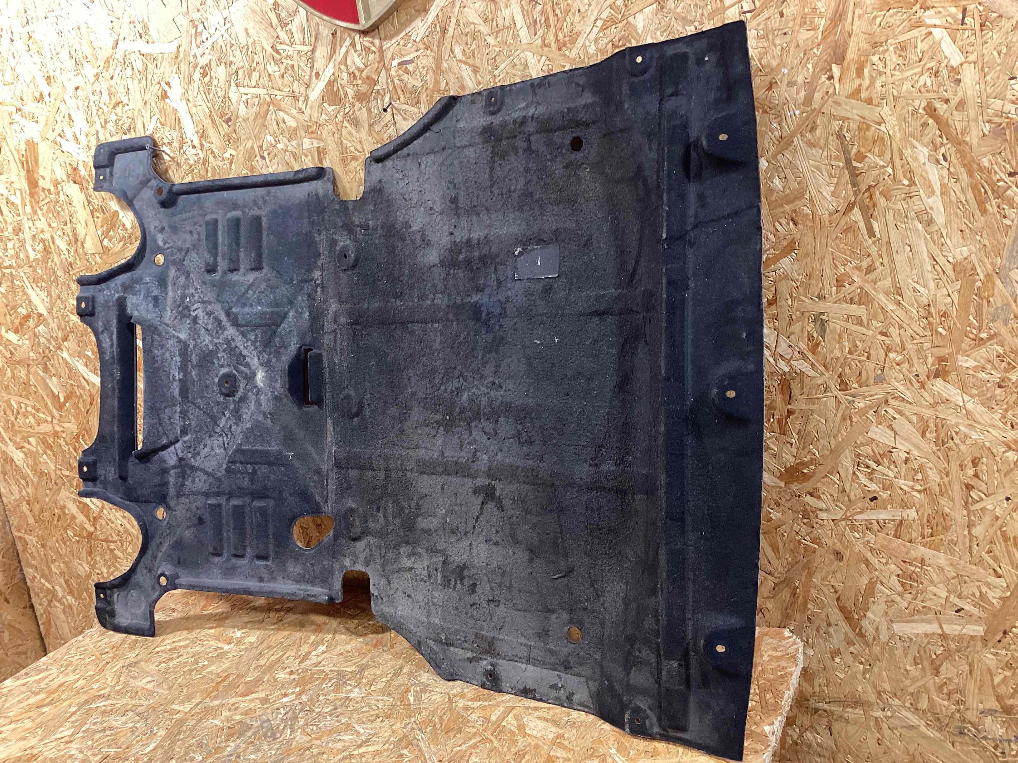 Защита днища кузова Porsche Macan 111225-108