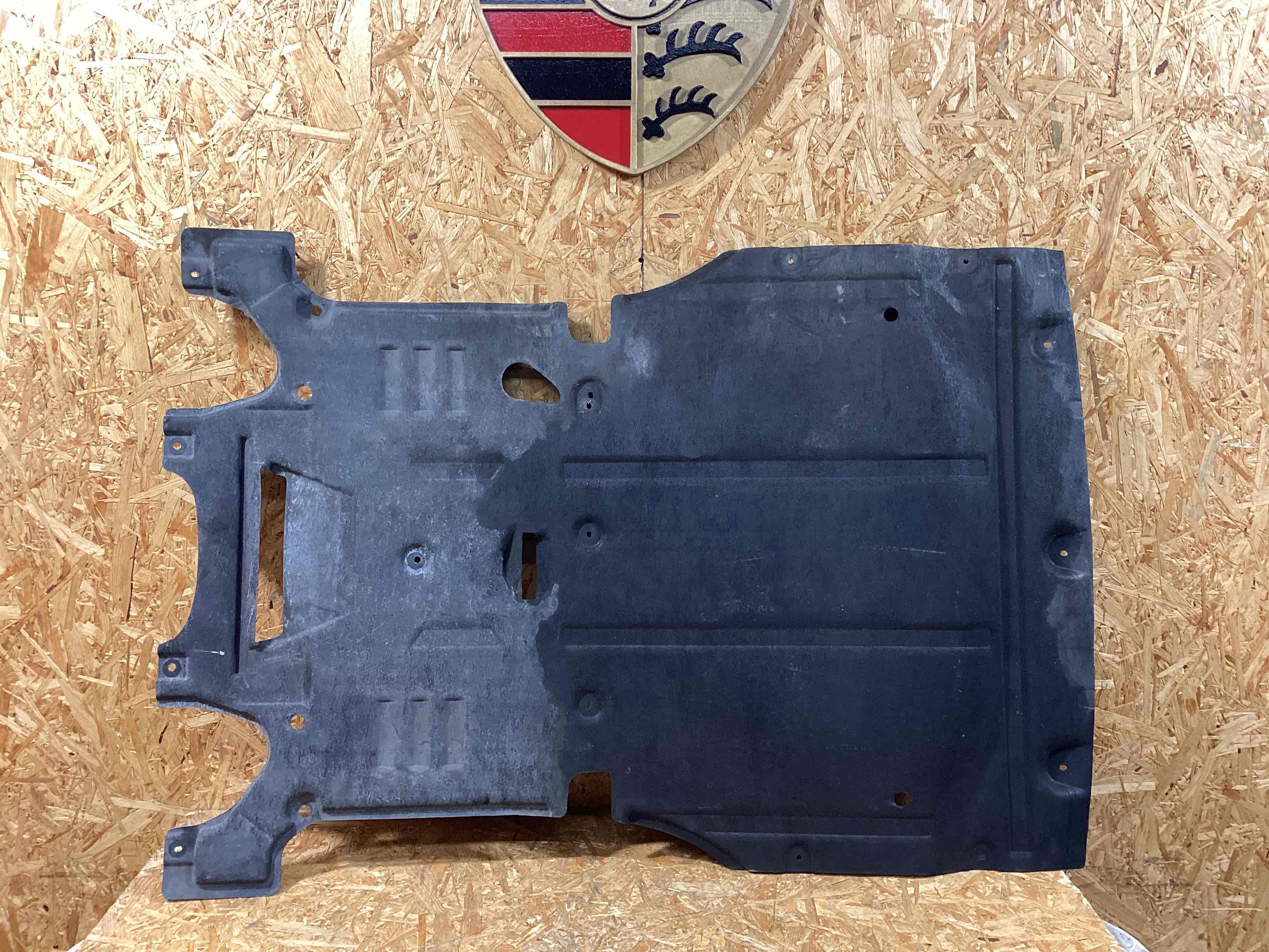 Защита днища кузова Porsche Macan 111225-108