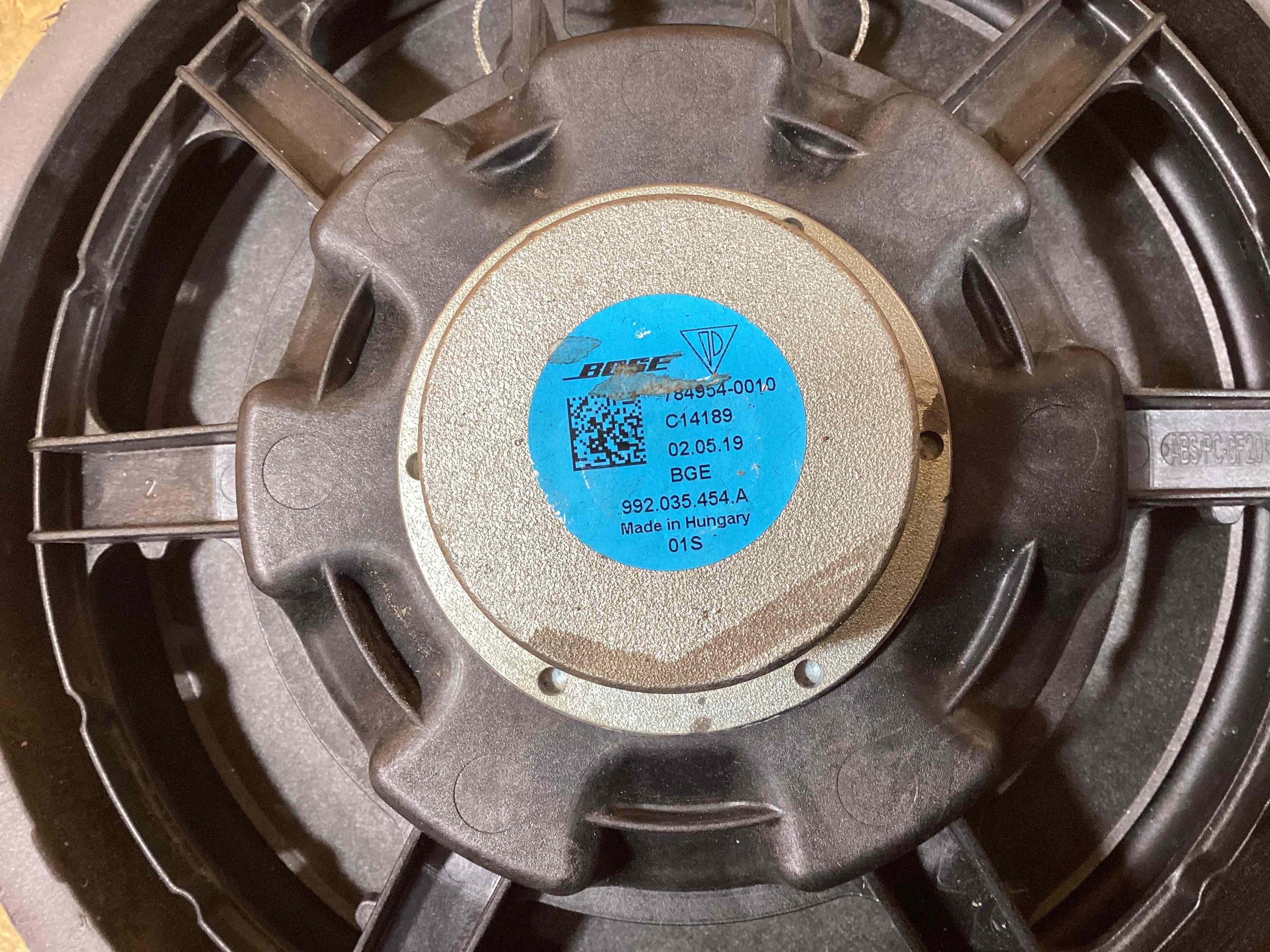 Динамик Porsche 911 111225-109