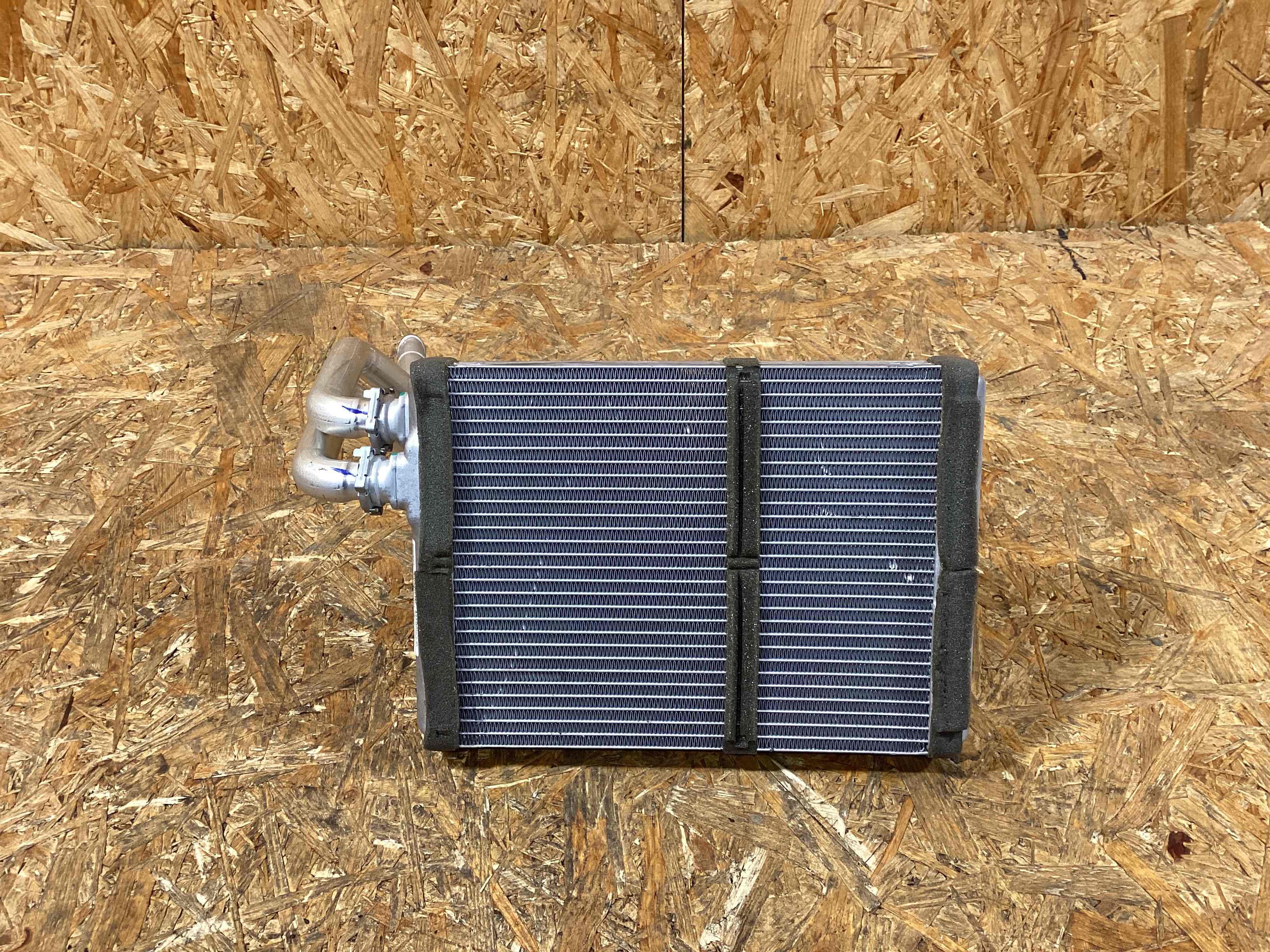 Радиатор отопителя (печки) Porsche Macan 120226-102