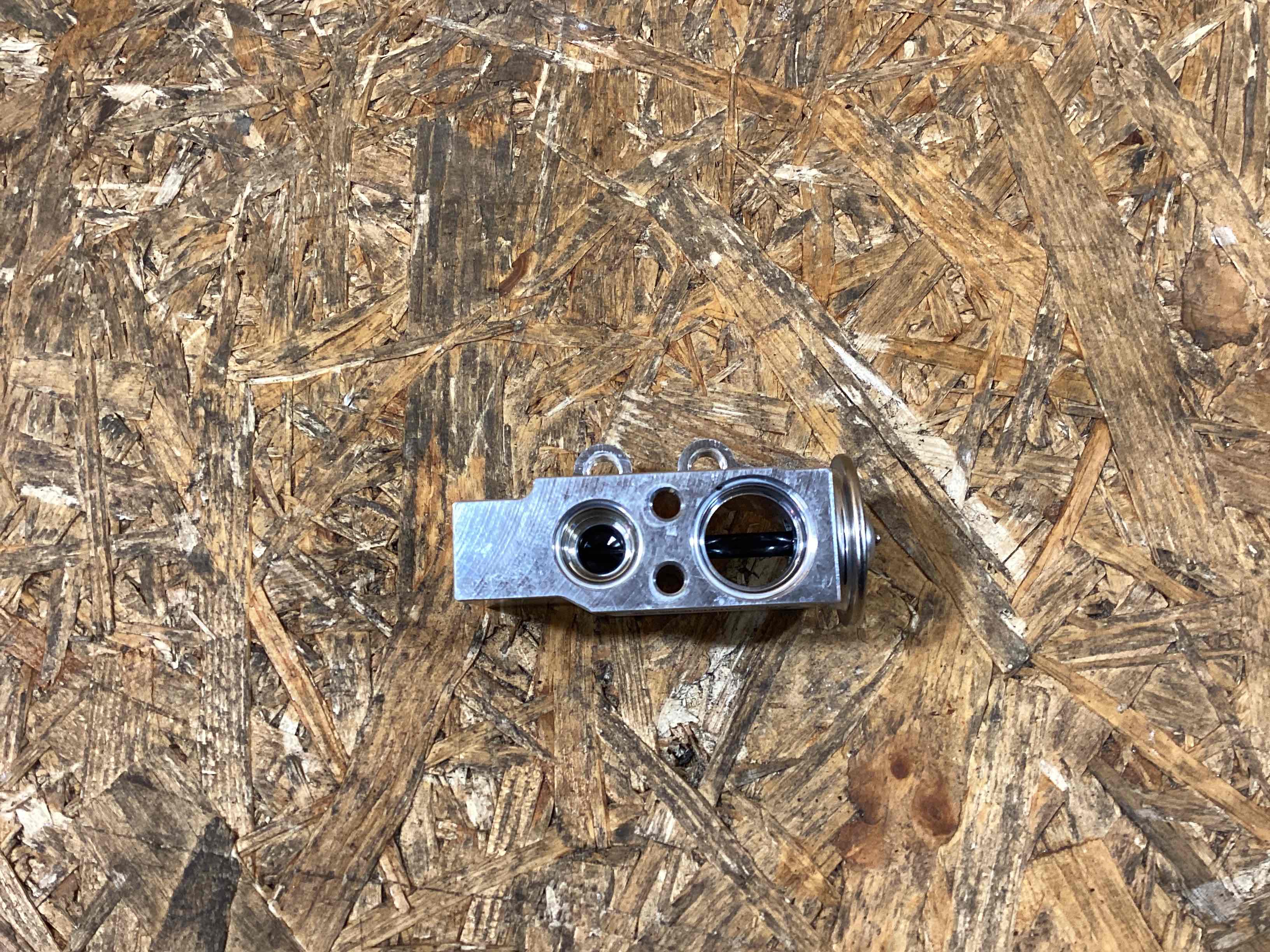 Кран отопителя (печки) Porsche Macan 120226-106