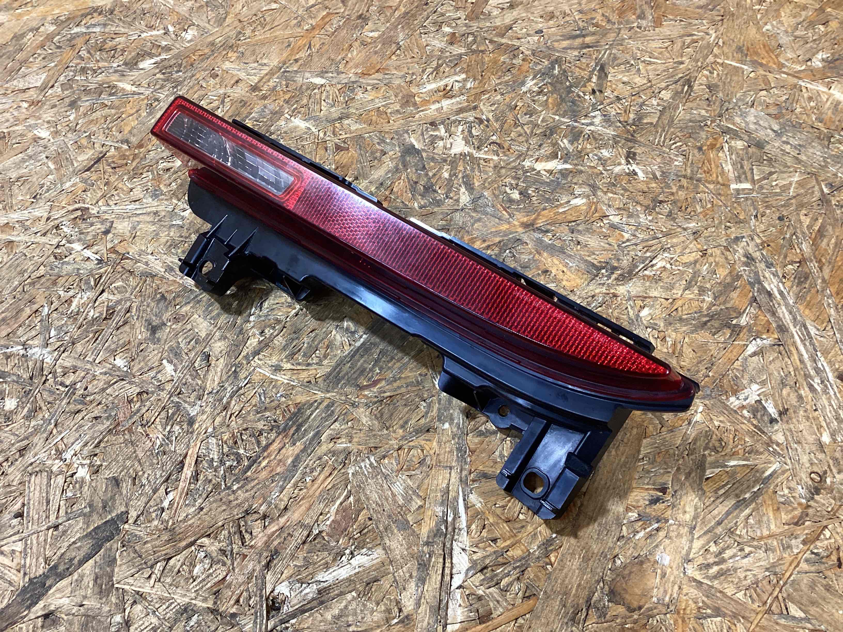 Фара противотуманная Porsche Macan 120226-107