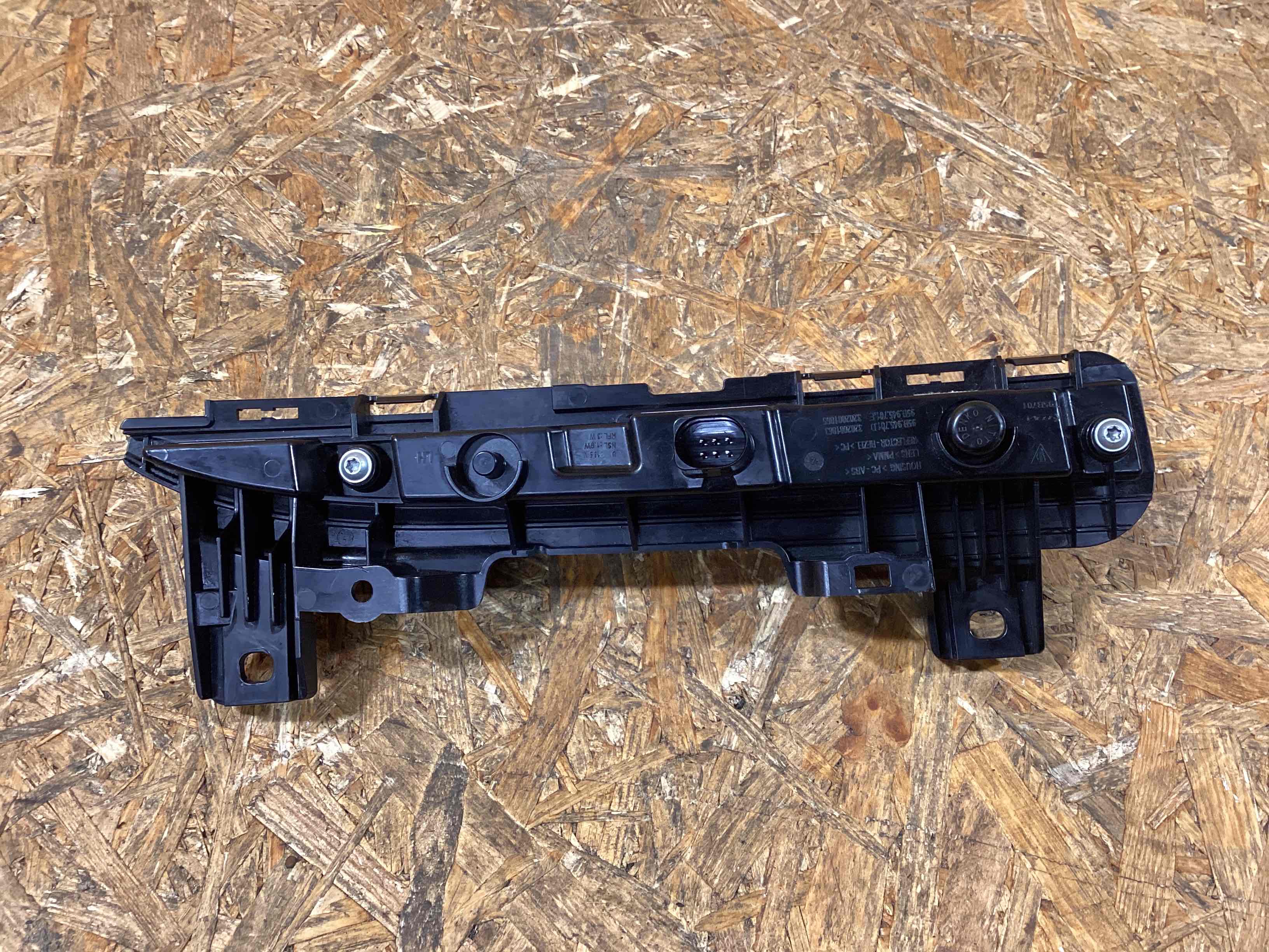 Фара противотуманная Porsche Macan 120226-107