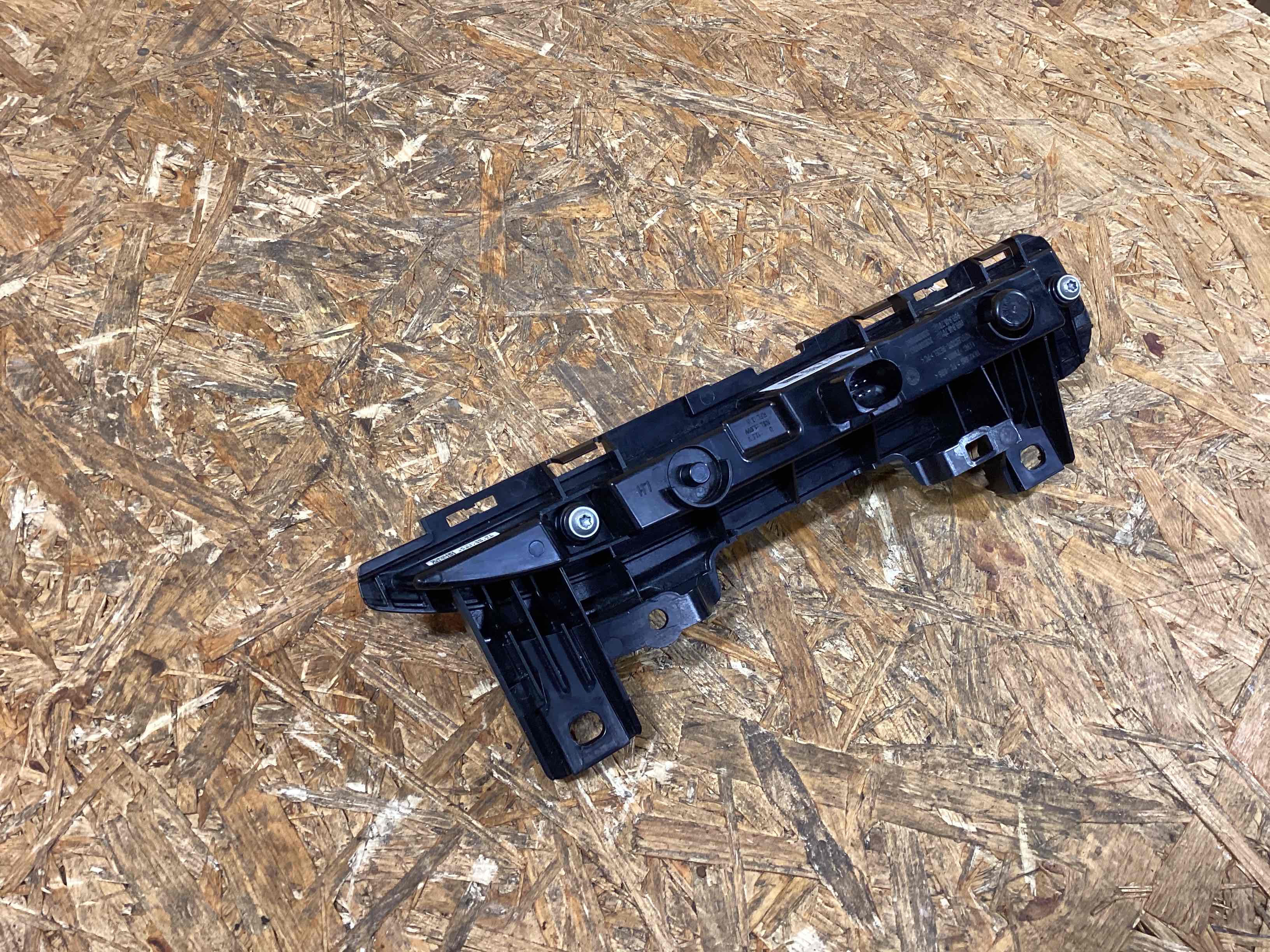 Фара противотуманная Porsche Macan 120226-107