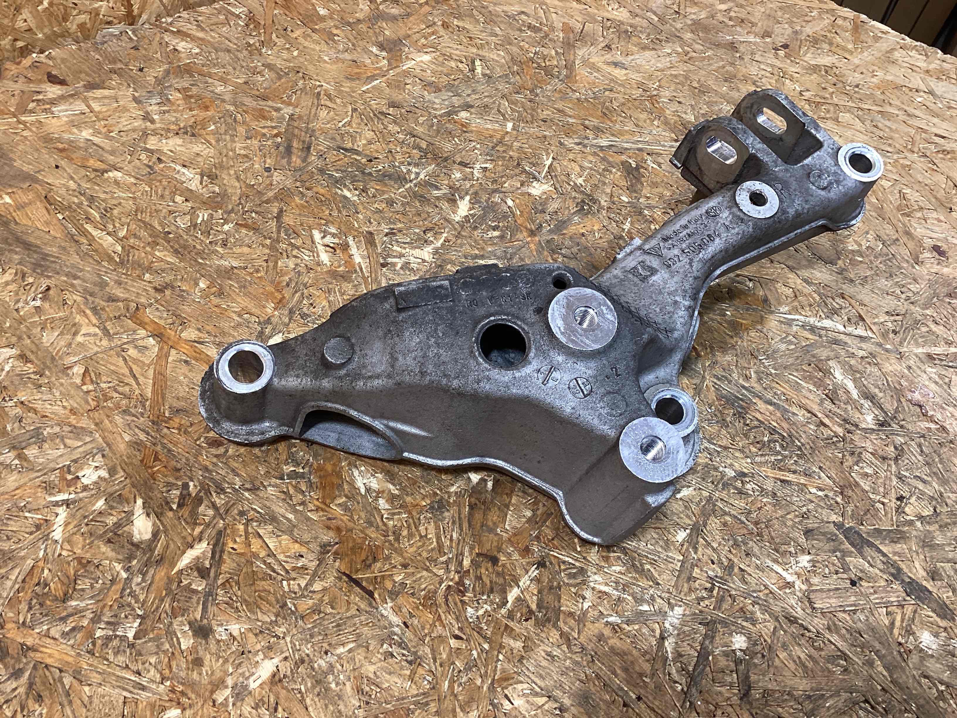 Рычаг задний правый Porsche 911 120226-113