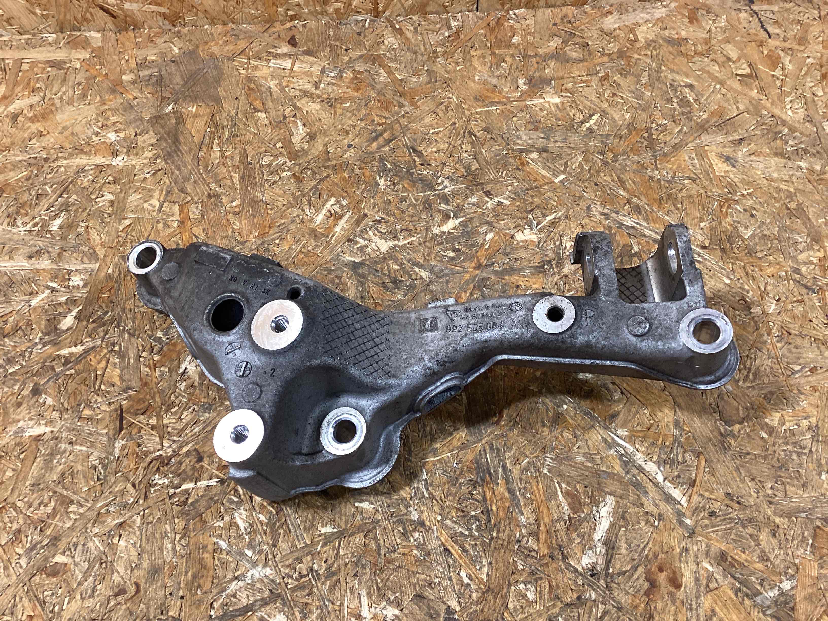 Рычаг задний правый Porsche 911 120226-113