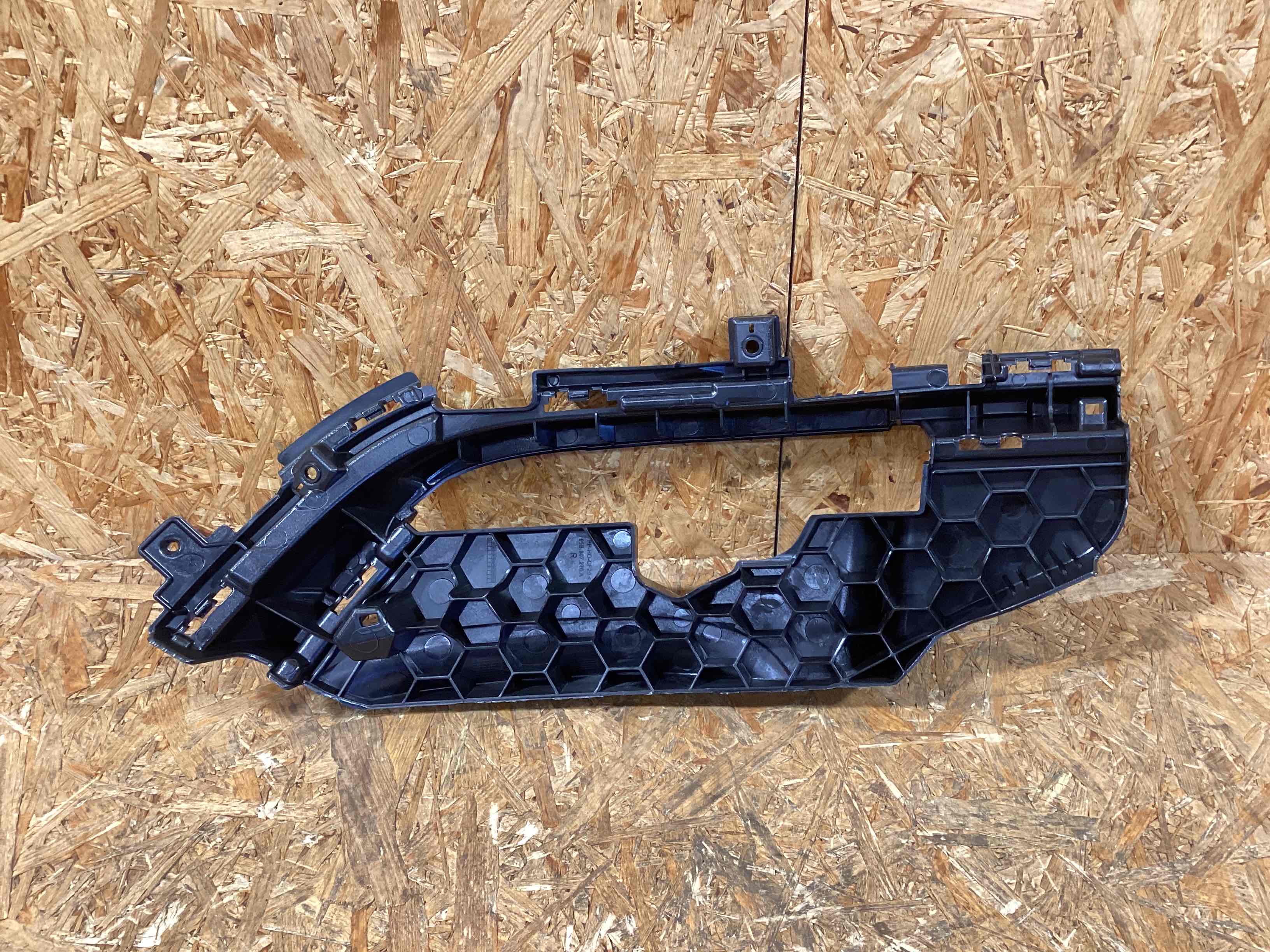 Крепление бампера Porsche Macan 120326-101