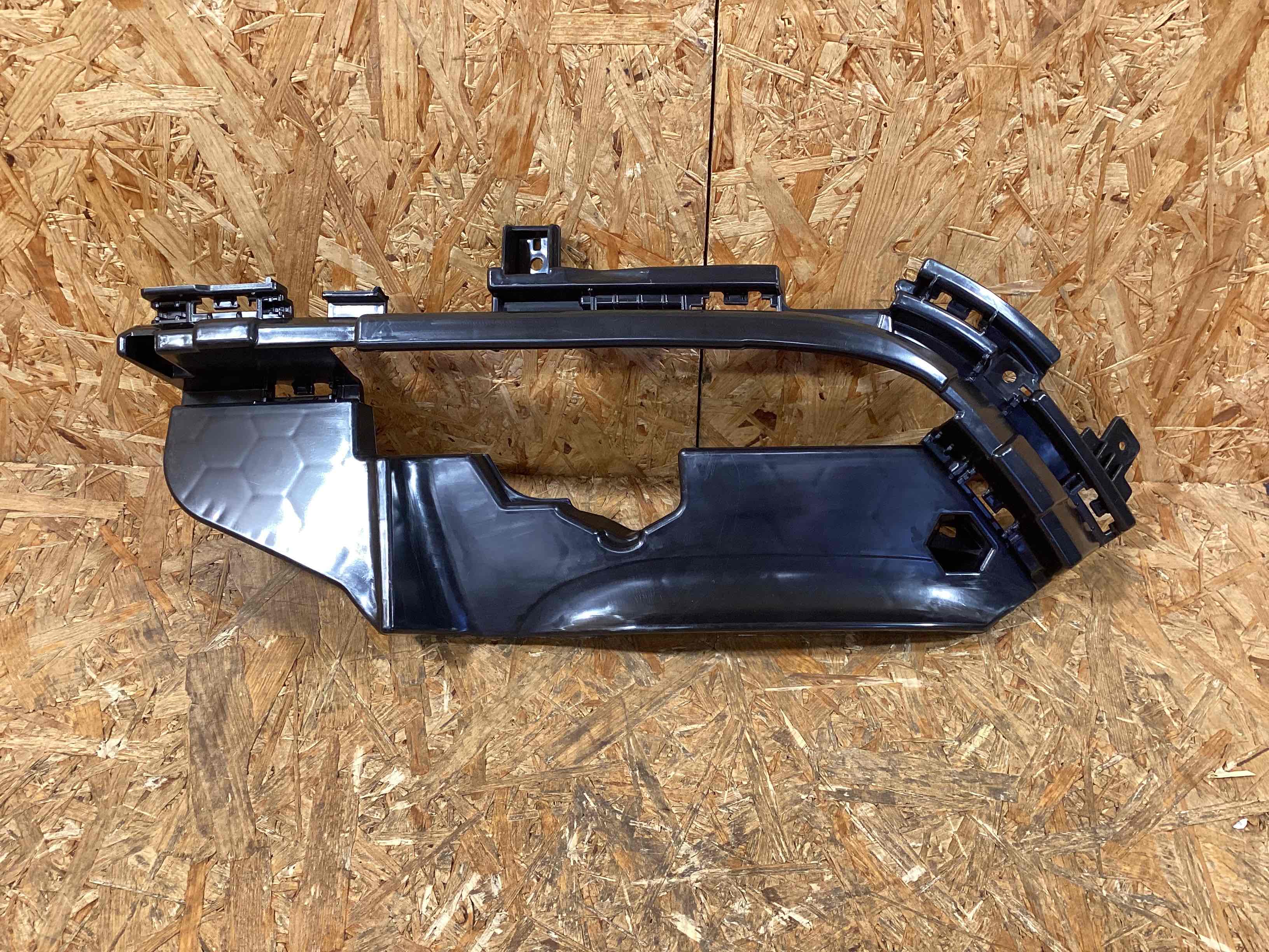 Крепление бампера Porsche Macan 120326-101