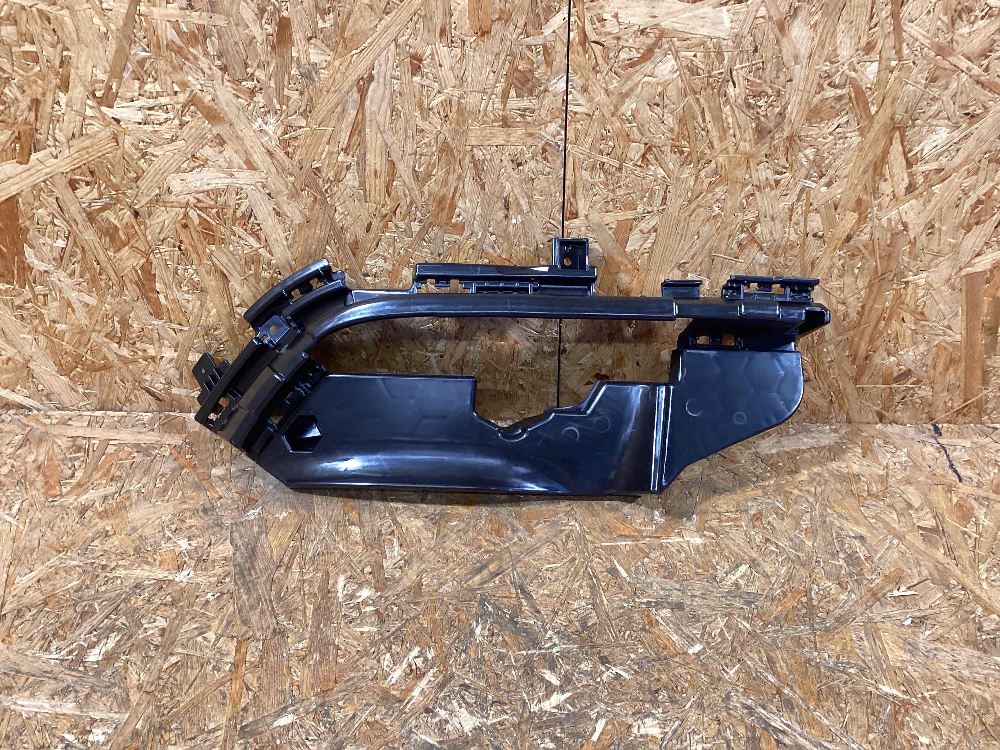 Крепление бампера Porsche Macan 120326-102