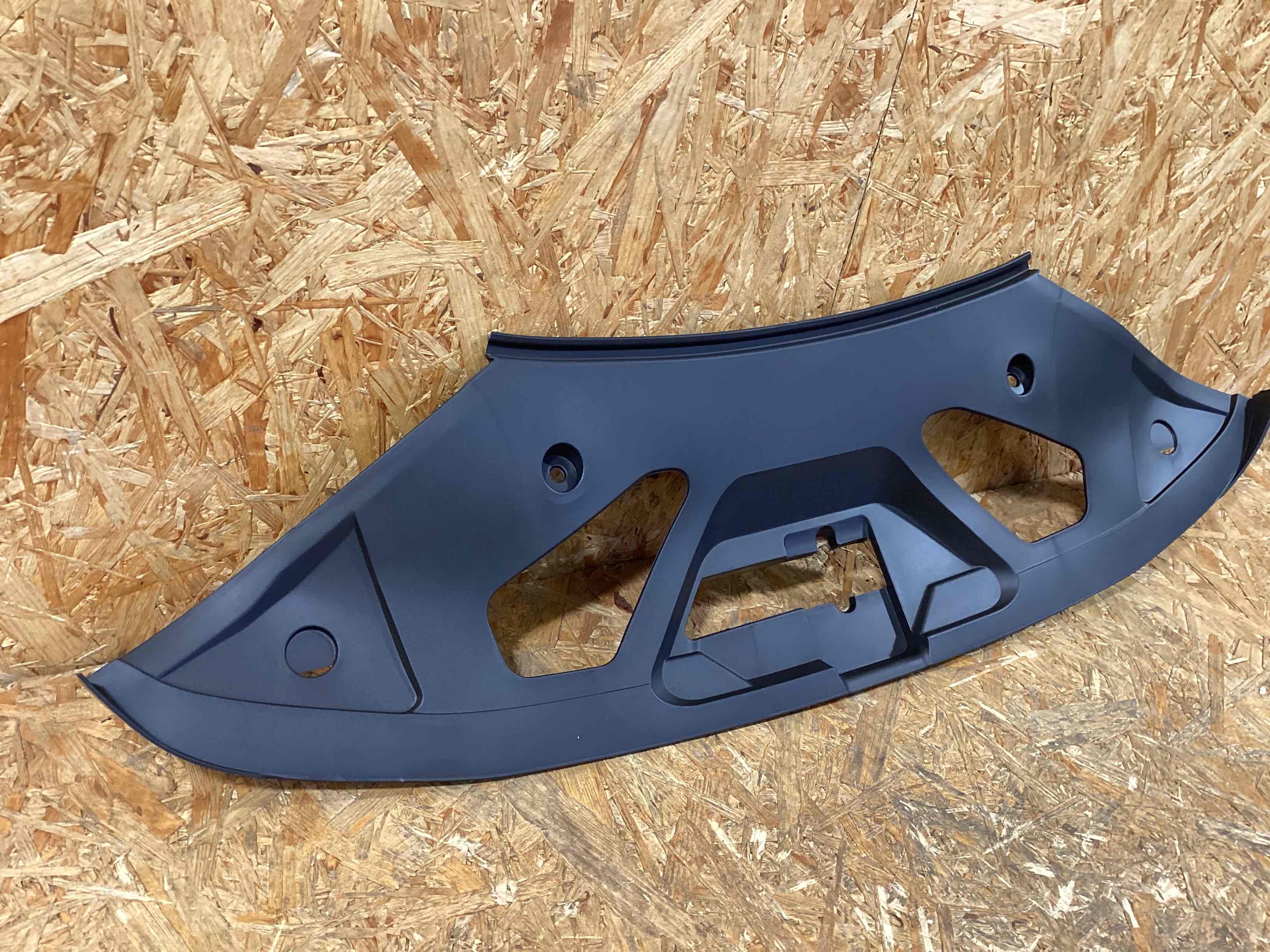 Пластик моторного отсека Porsche Panamera 120326-109