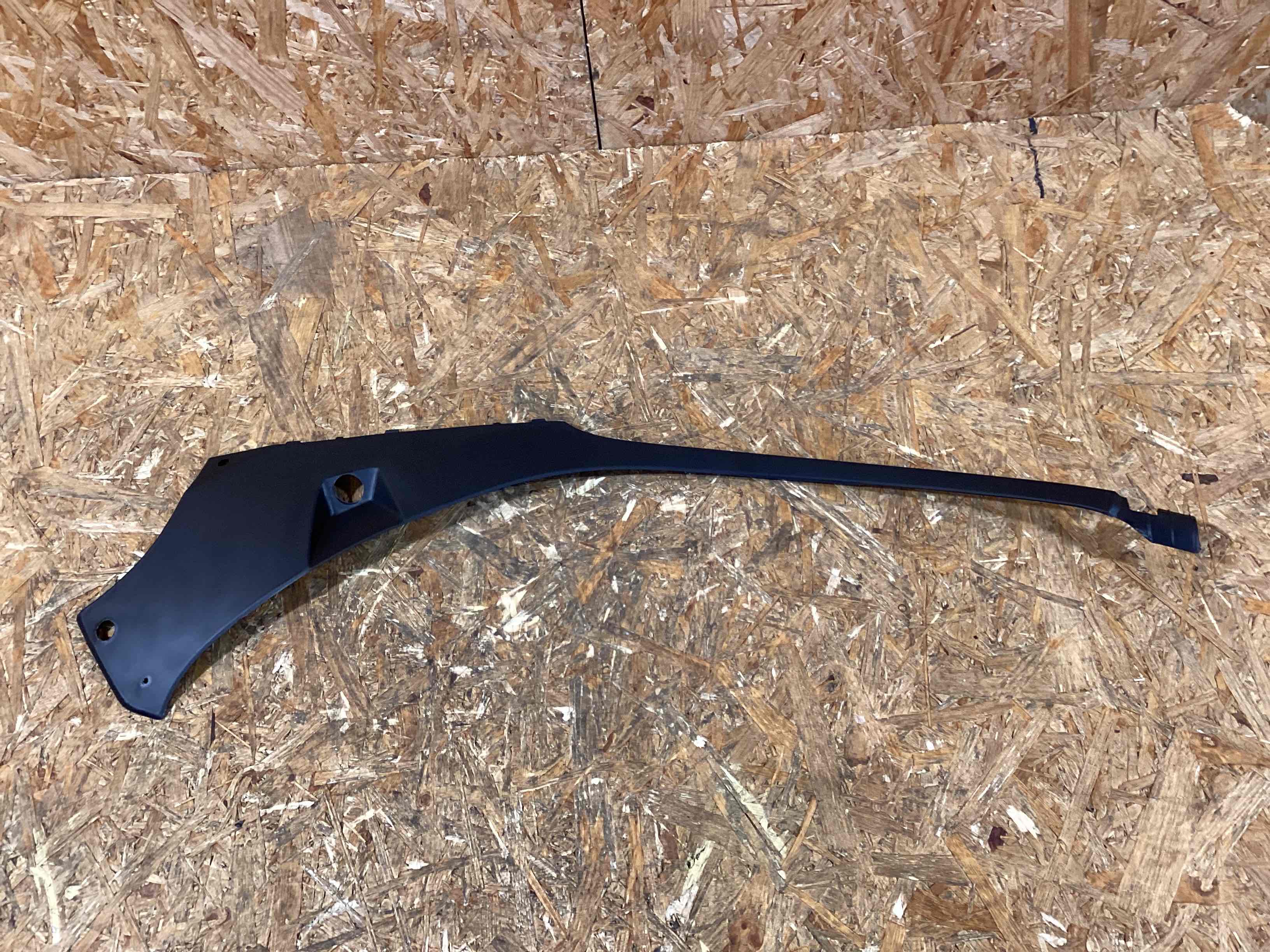 Пластик моторного отсека Porsche Macan 120326-126