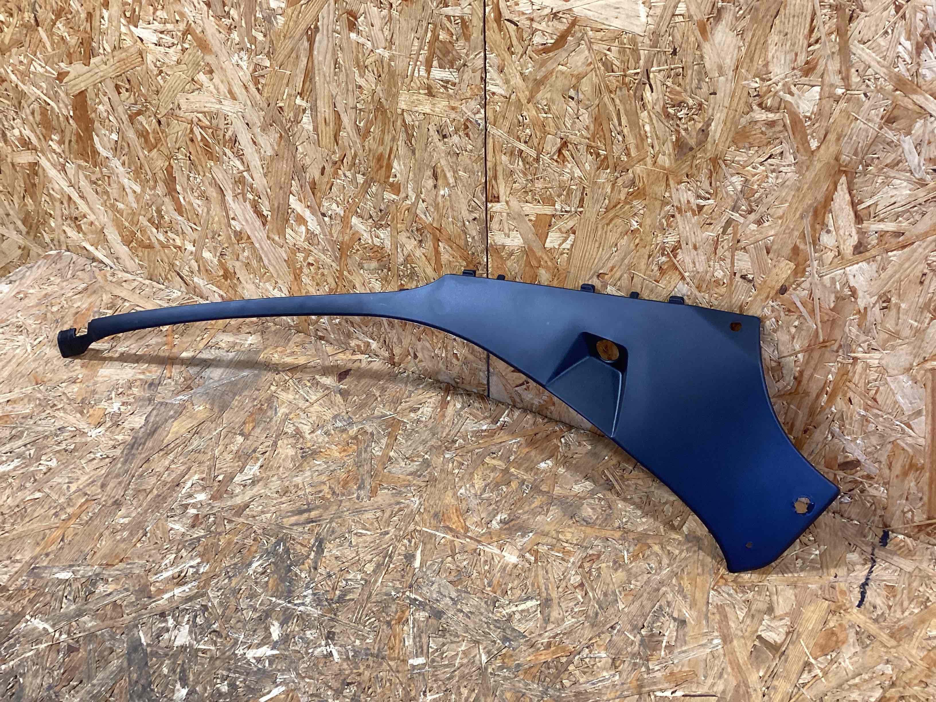 Пластик моторного отсека Porsche Macan 120326-130