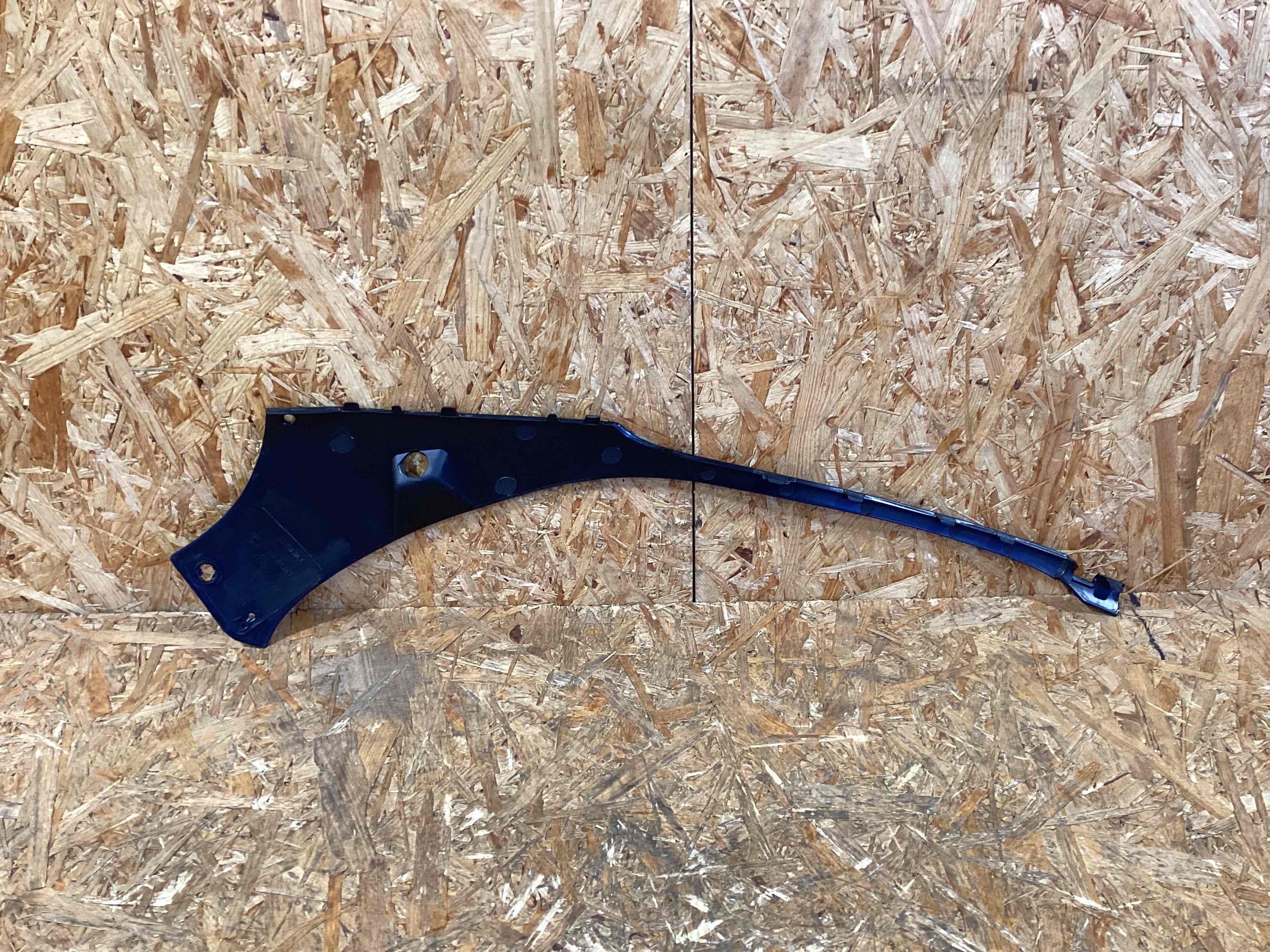 Пластик моторного отсека Porsche Macan 120326-131