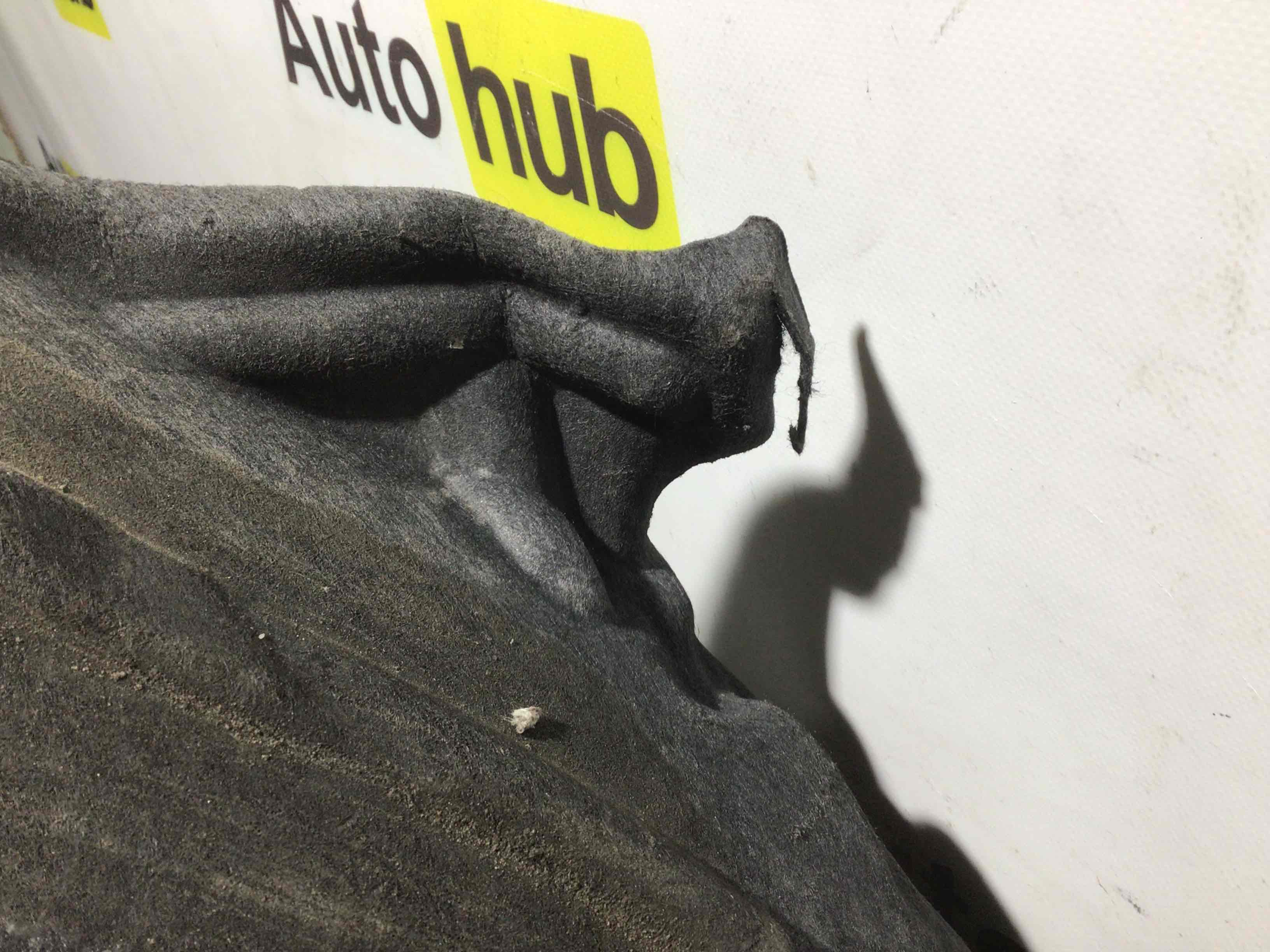 Защита арок передняя правая (подкрылок) Porsche Cayenne 121125-001