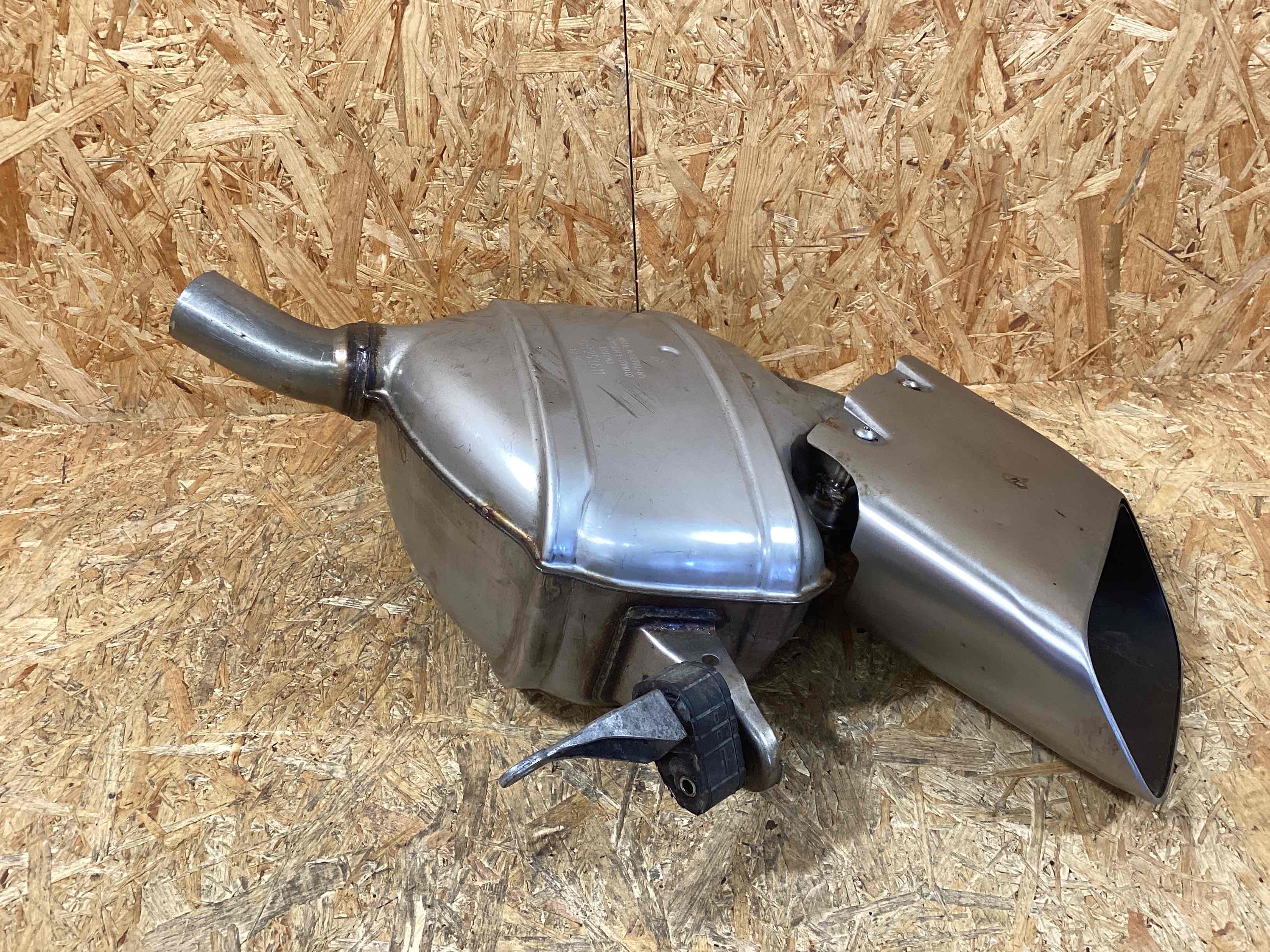 Глушитель Porsche Macan 121125-104