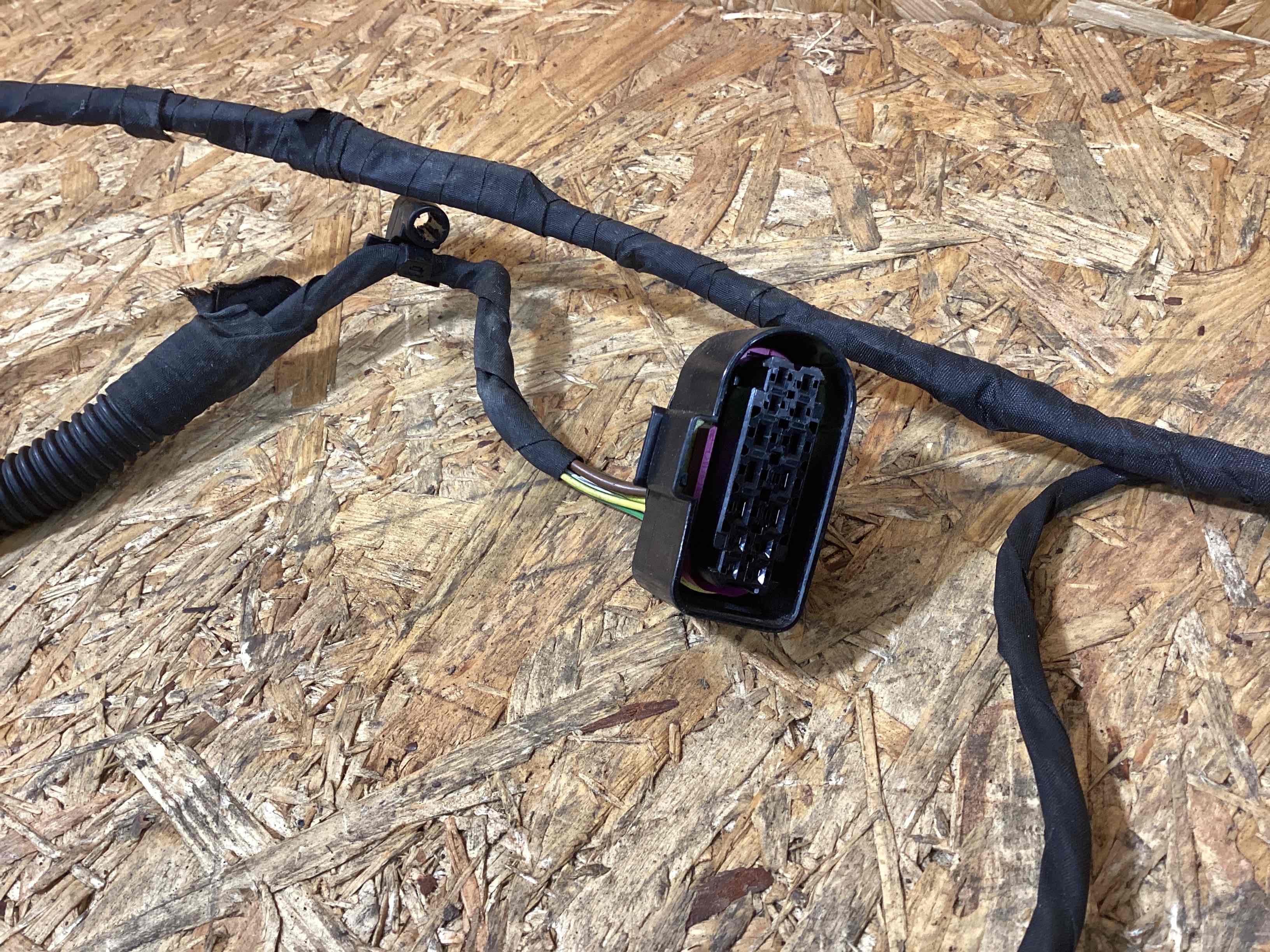 Электропроводка (коса) Porsche Macan 121125-108