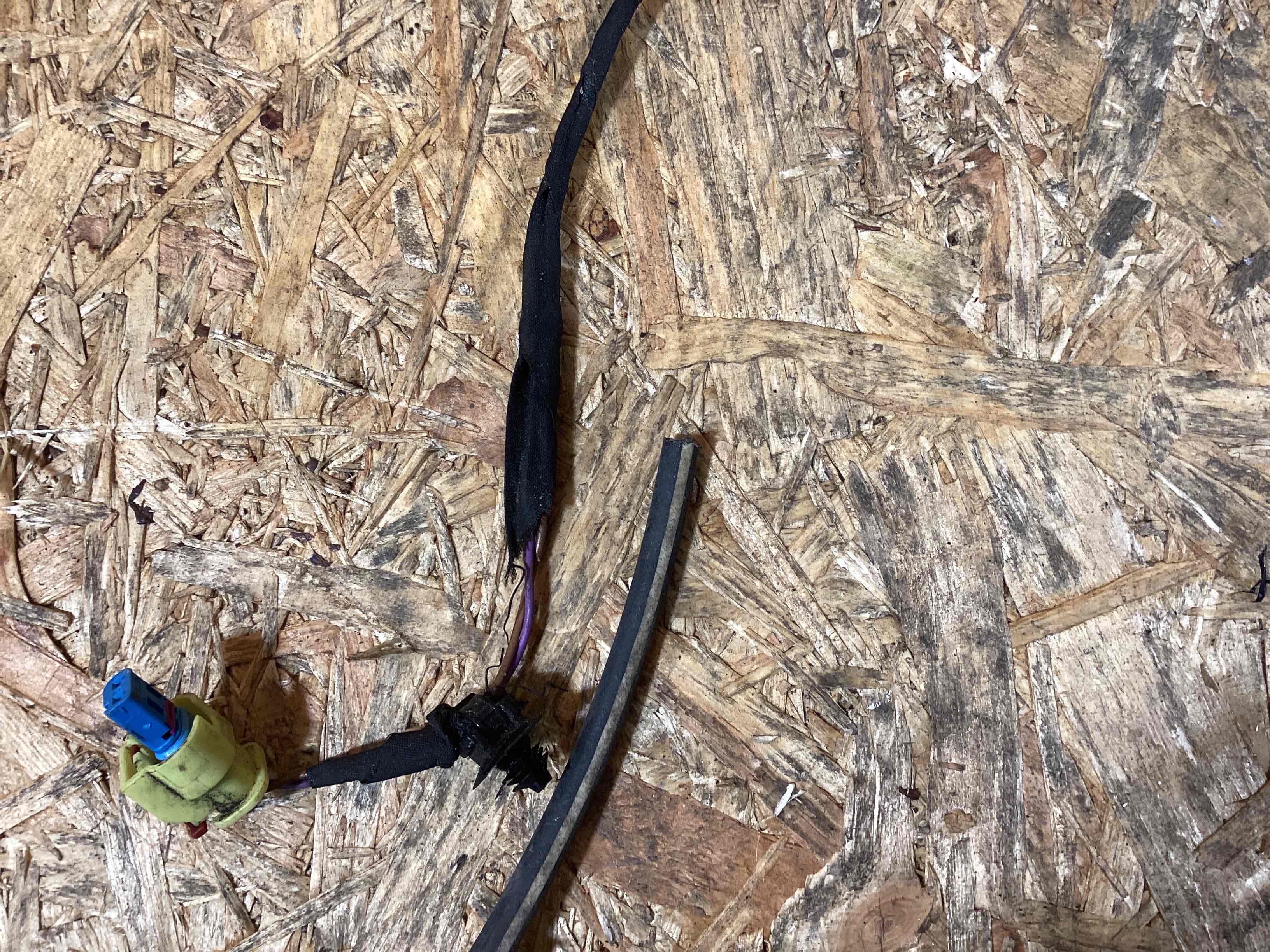 Электропроводка (коса) Porsche Macan 121125-108