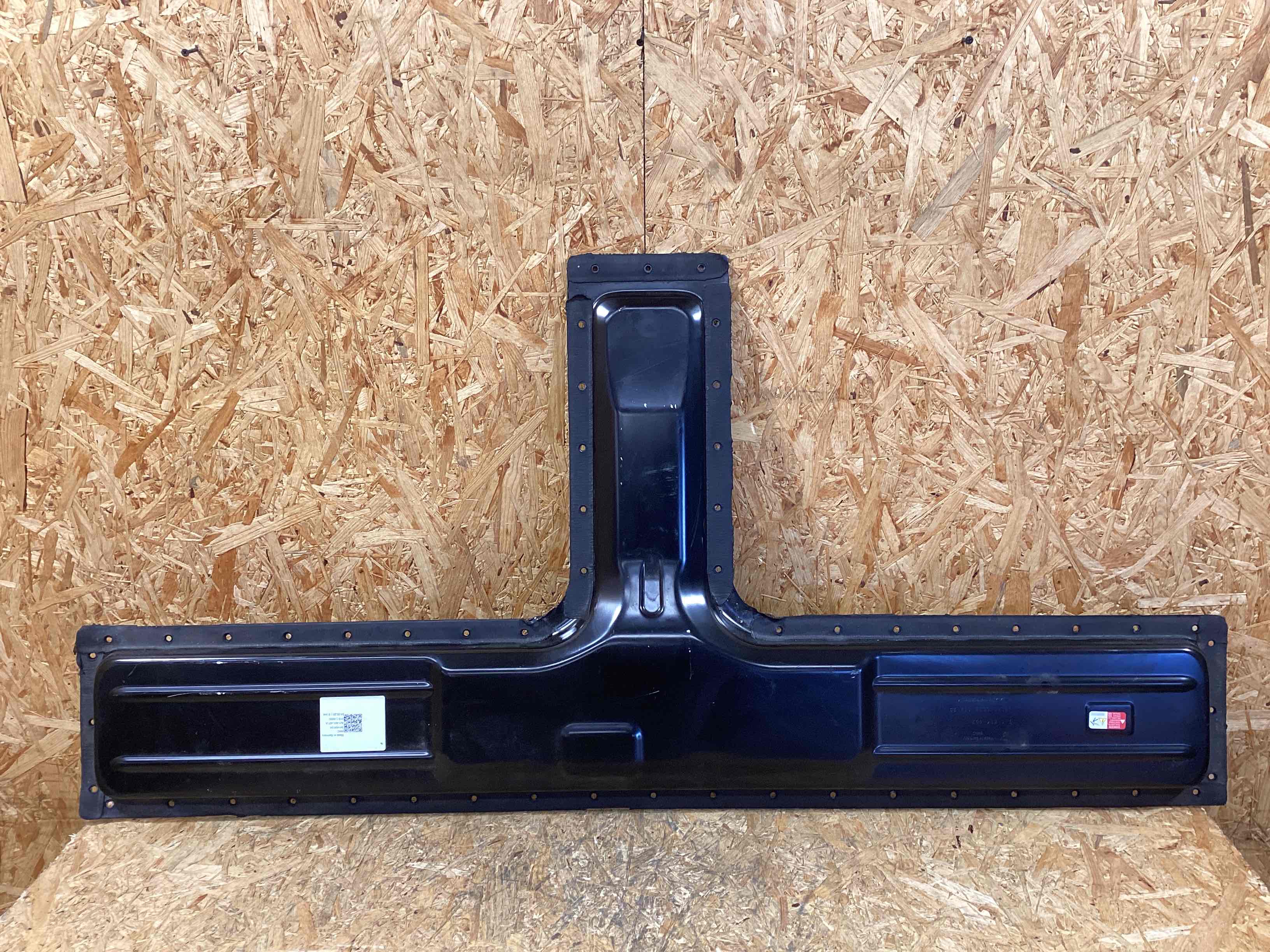 Крепление, кронштейн Porsche Taycan 121125-112