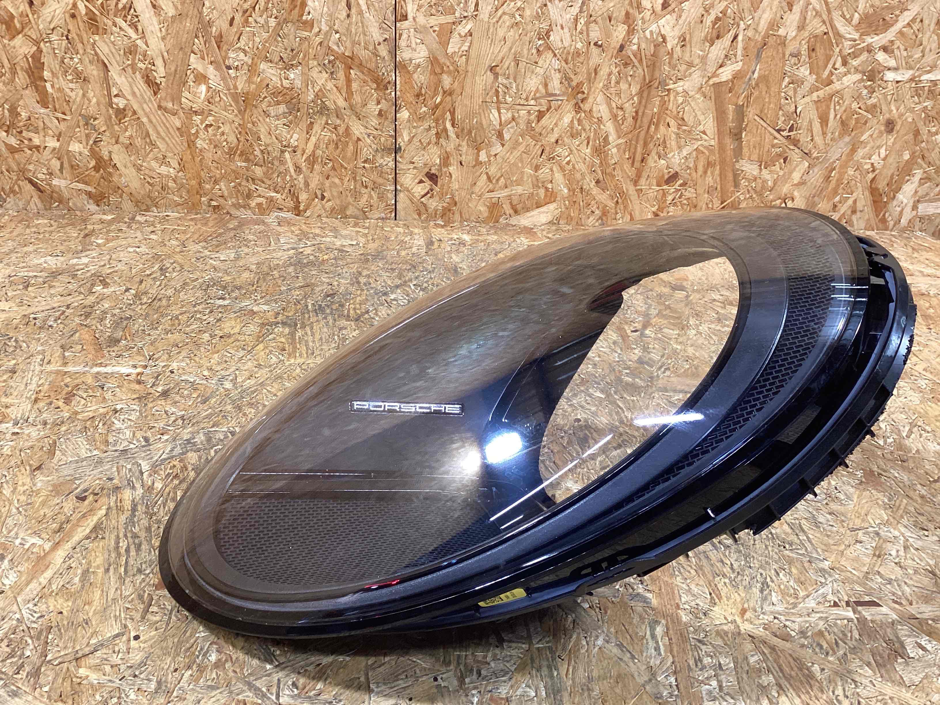 Фара левая Porsche 911 121125-118