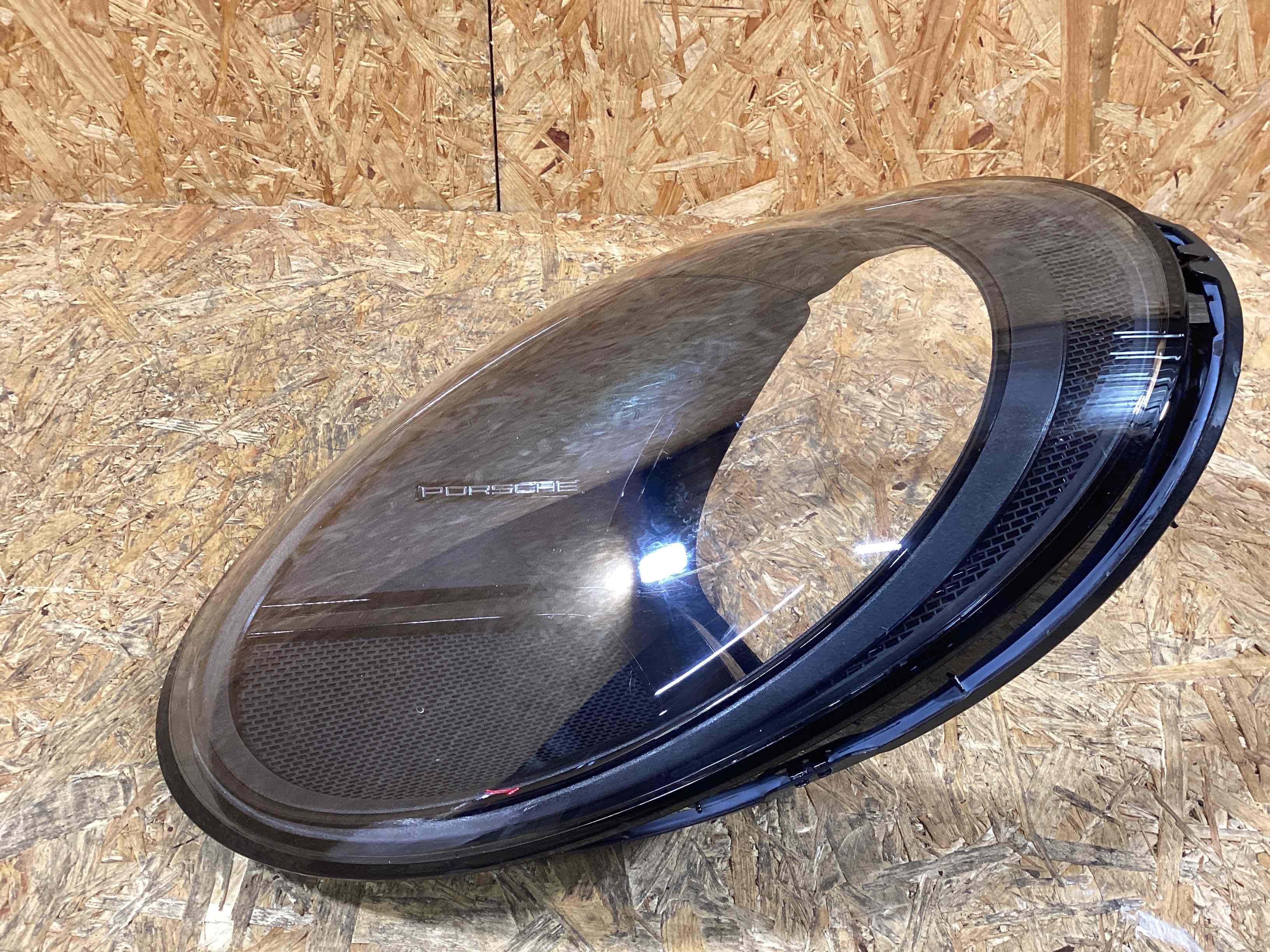 Фара левая Porsche 911 121125-120