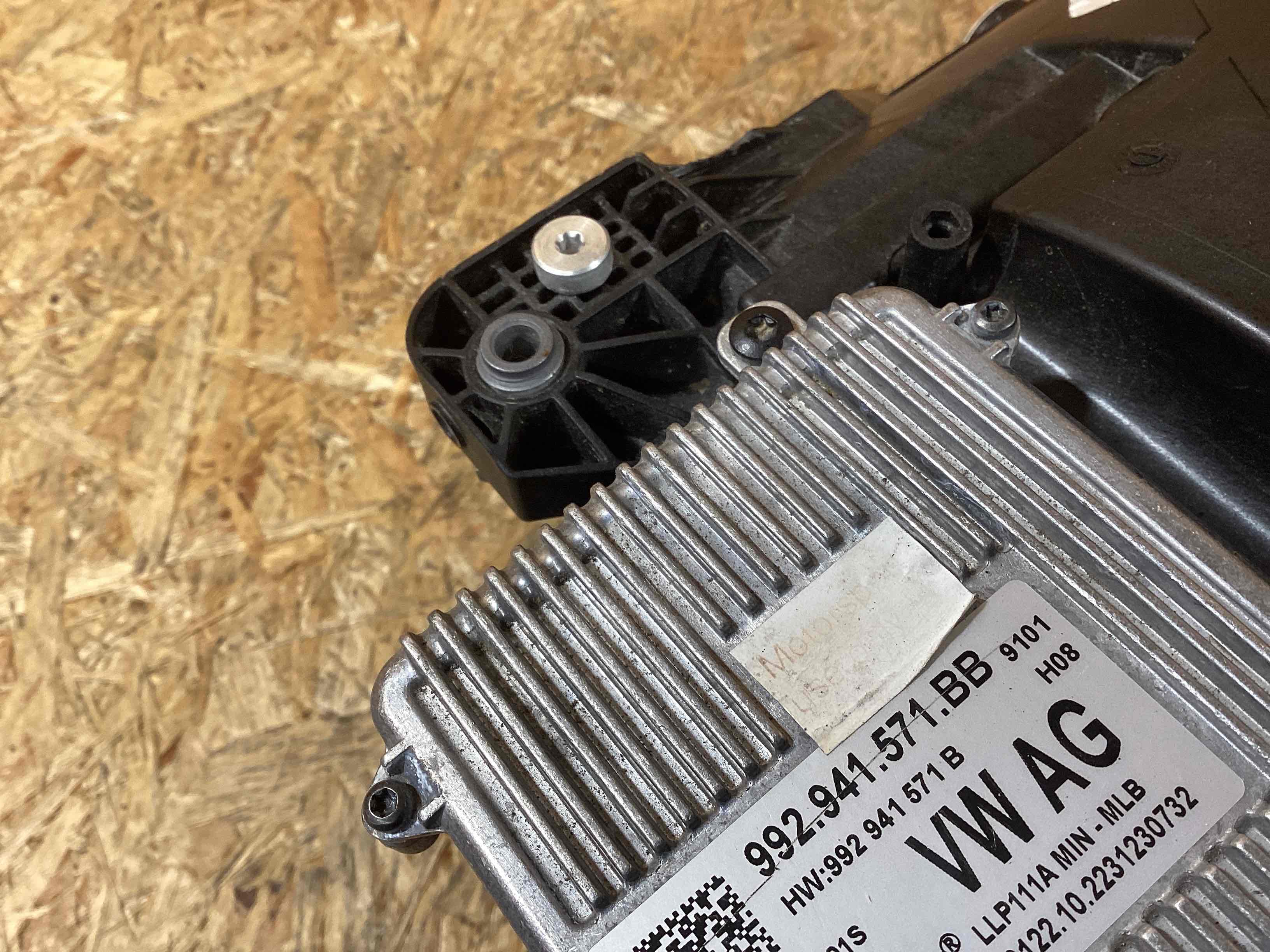 Фара правая Porsche 911 121125-125