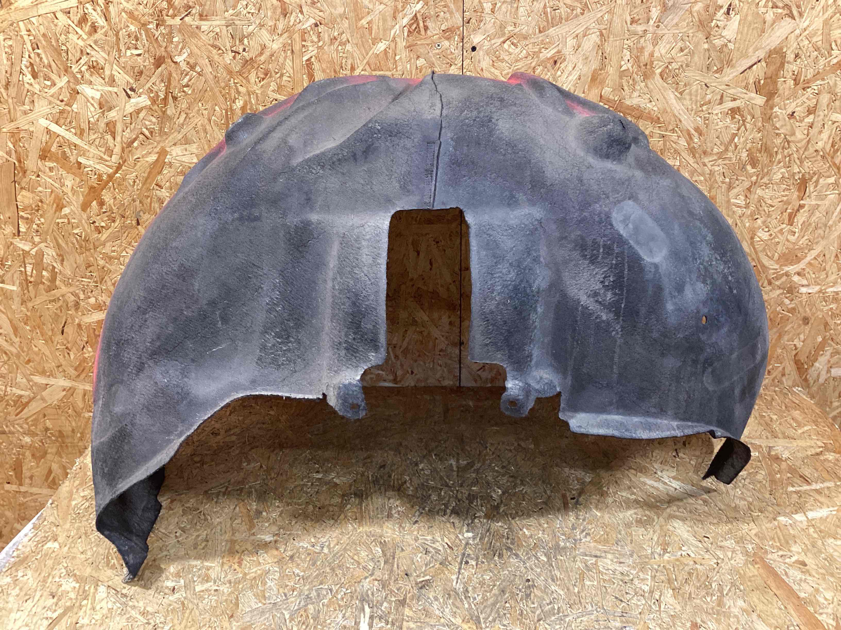 Защита арок задняя правая (подкрылок) Porsche Macan 121125-128