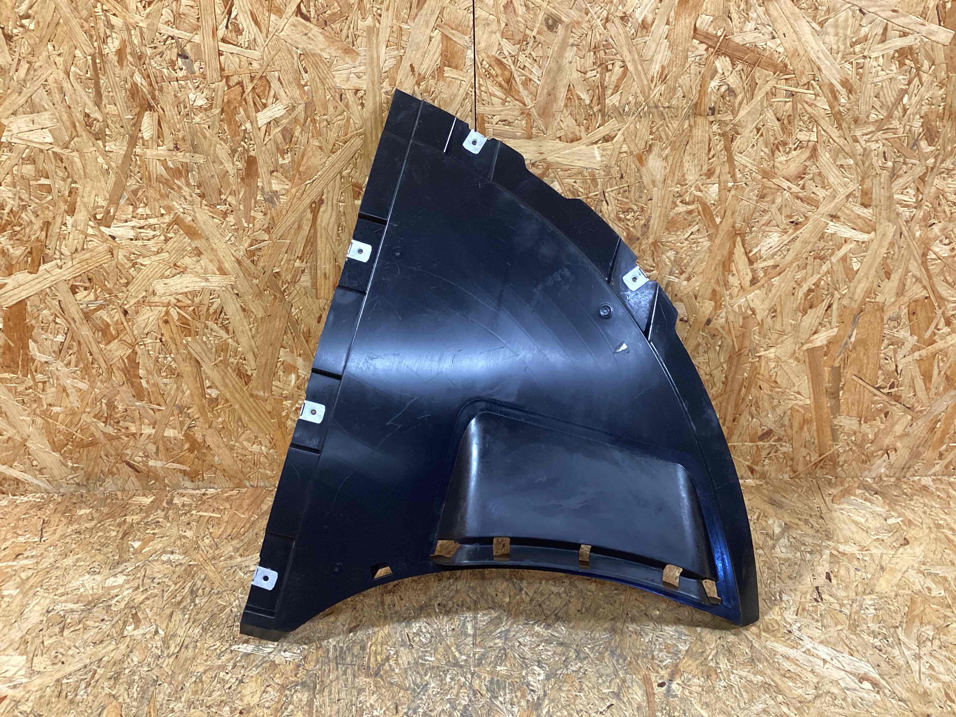 Защита арок передняя левая (подкрылок) Porsche Taycan 121125-130