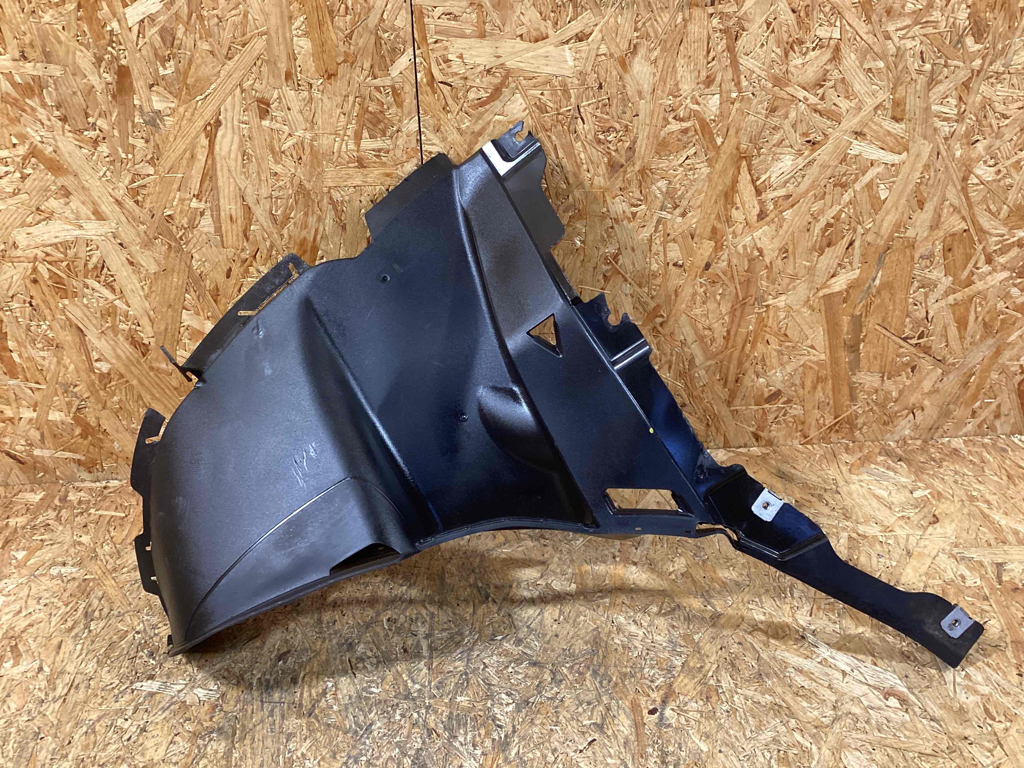 Защита арок передняя правая (подкрылок) Porsche Cayenne 121125-133