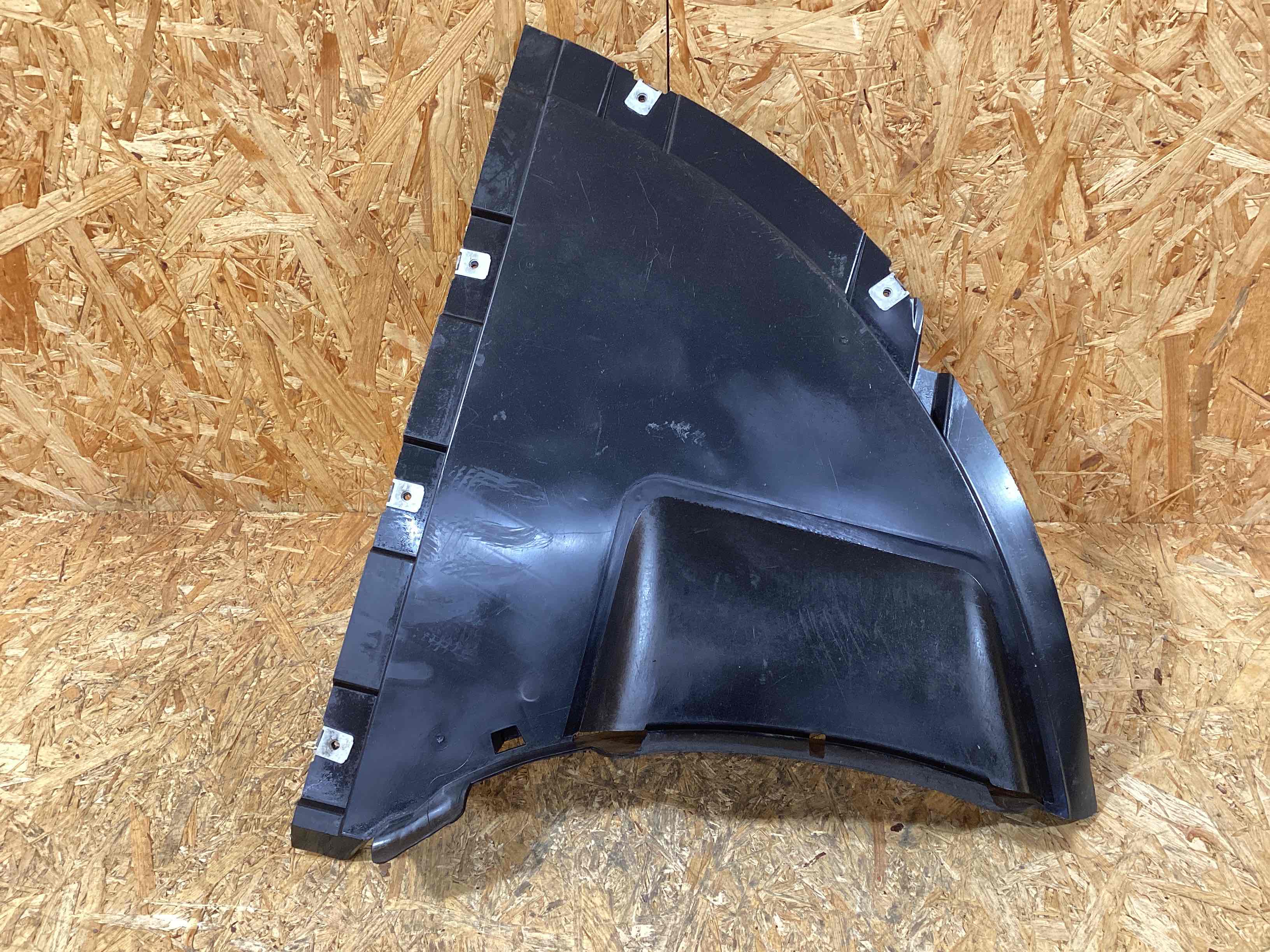 Защита арок передняя левая (подкрылок) Porsche Taycan 121125-140