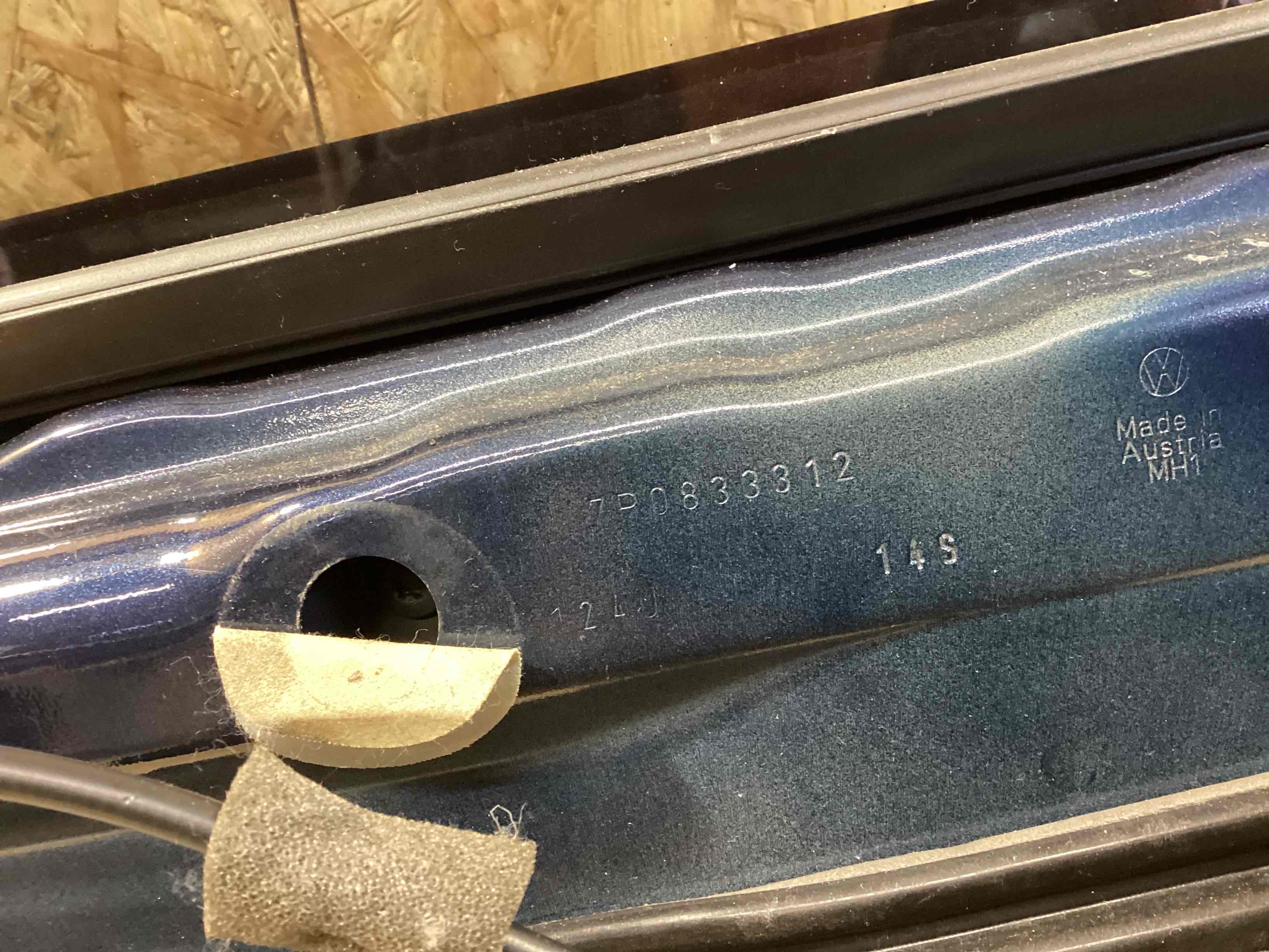 Дверь задняя правая Porsche Cayenne 130126-102