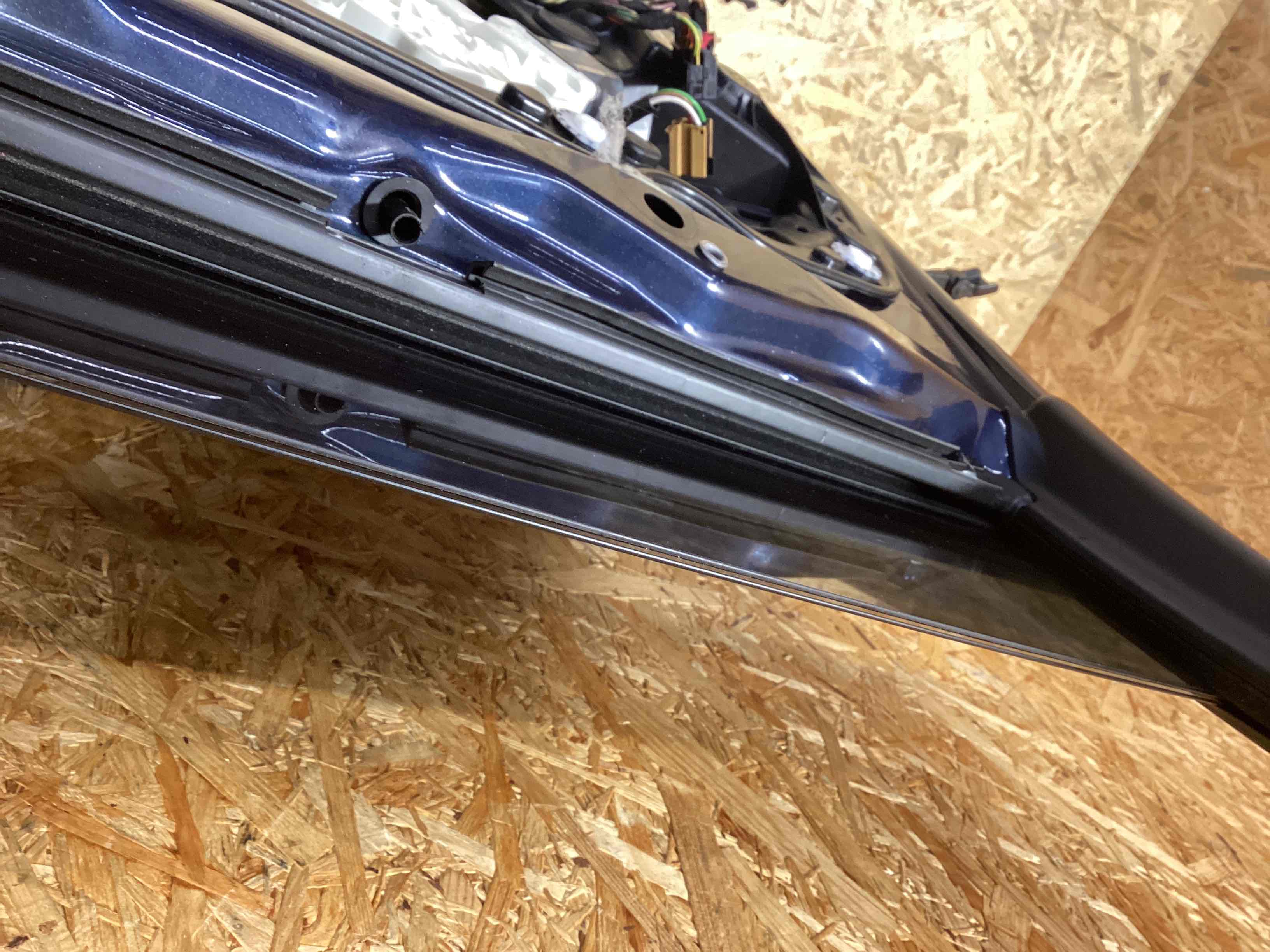 Дверь задняя левая Porsche Cayenne 130126-103