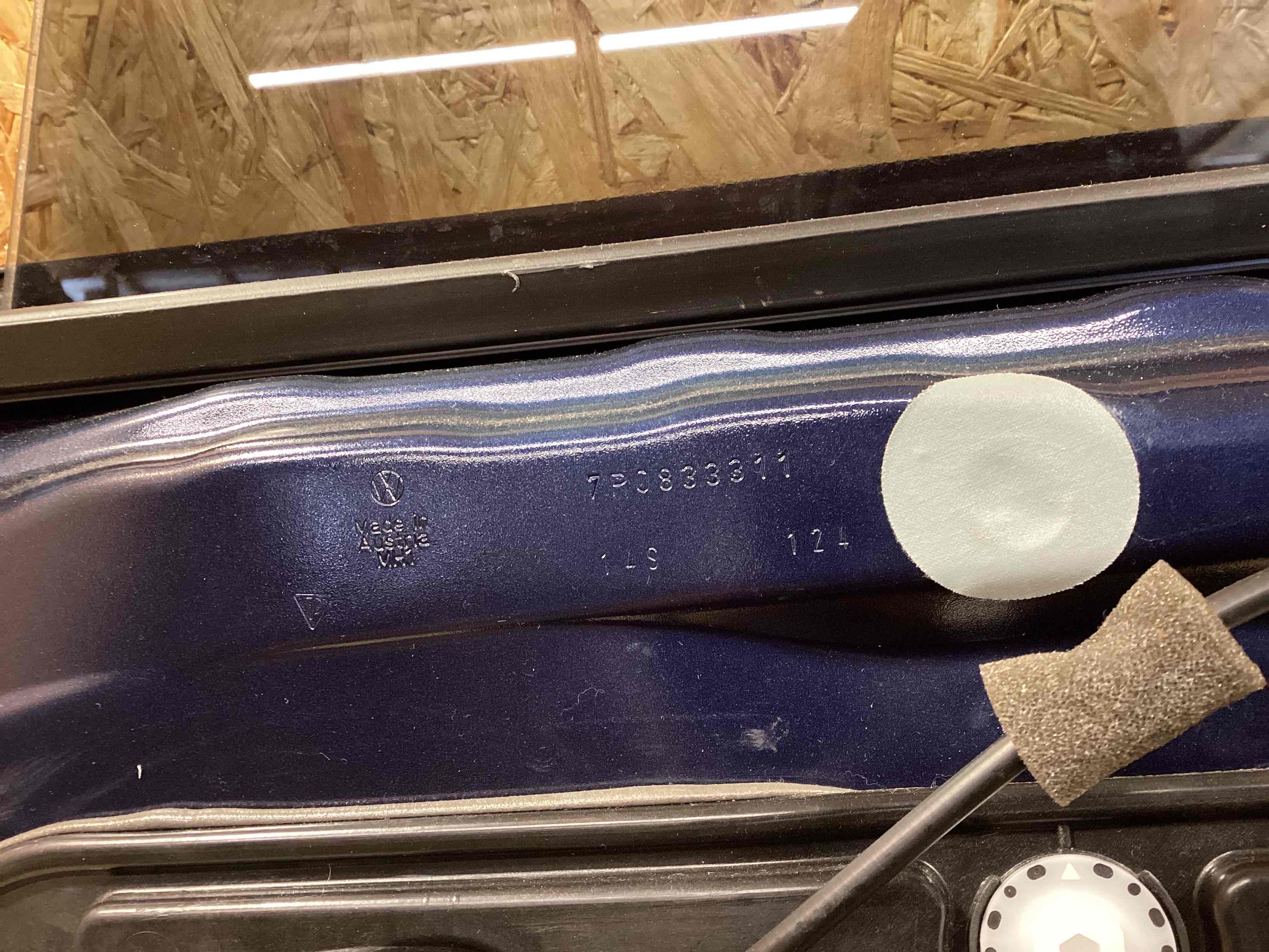 Дверь задняя левая Porsche Cayenne 130126-103