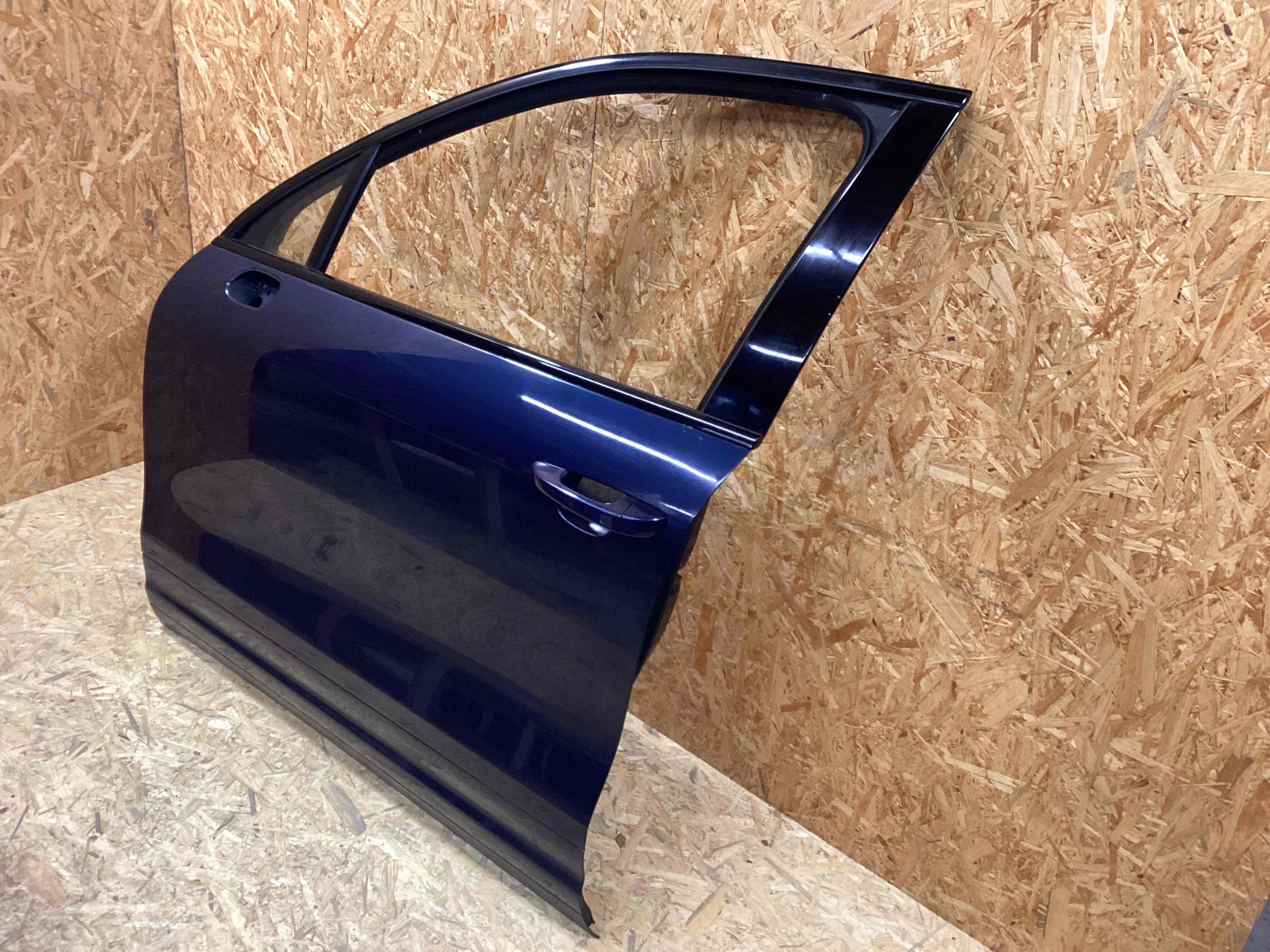 Дверь передняя левая Porsche Cayenne 130126-104