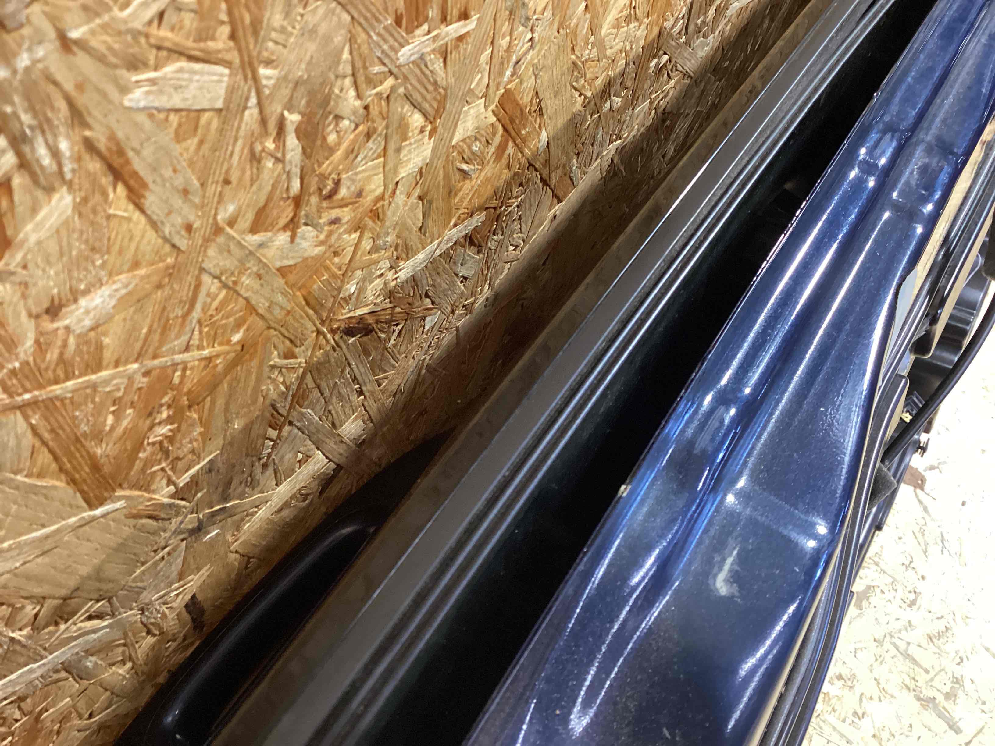 Дверь передняя левая Porsche Cayenne 130126-104