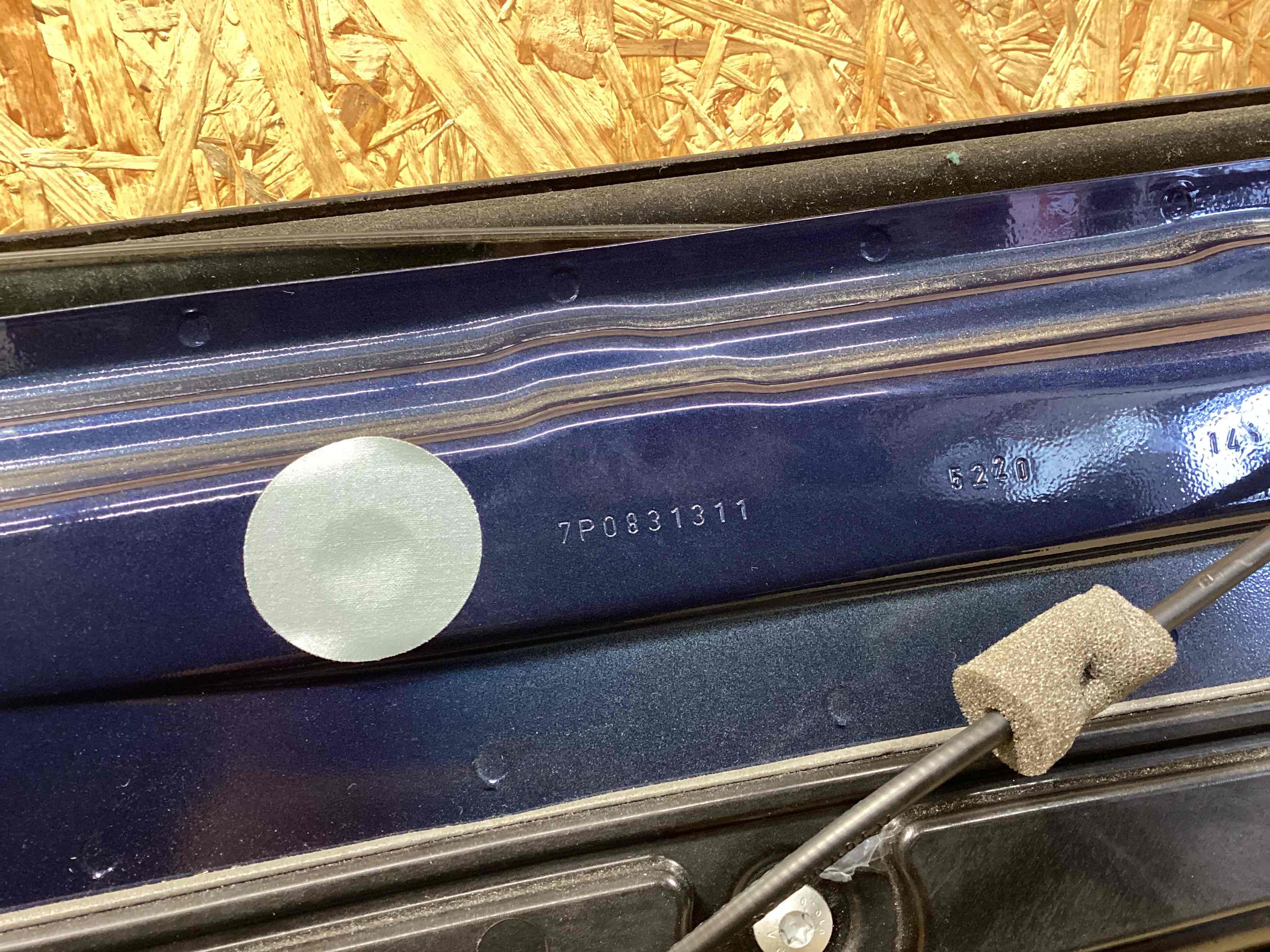 Дверь передняя левая Porsche Cayenne 130126-104