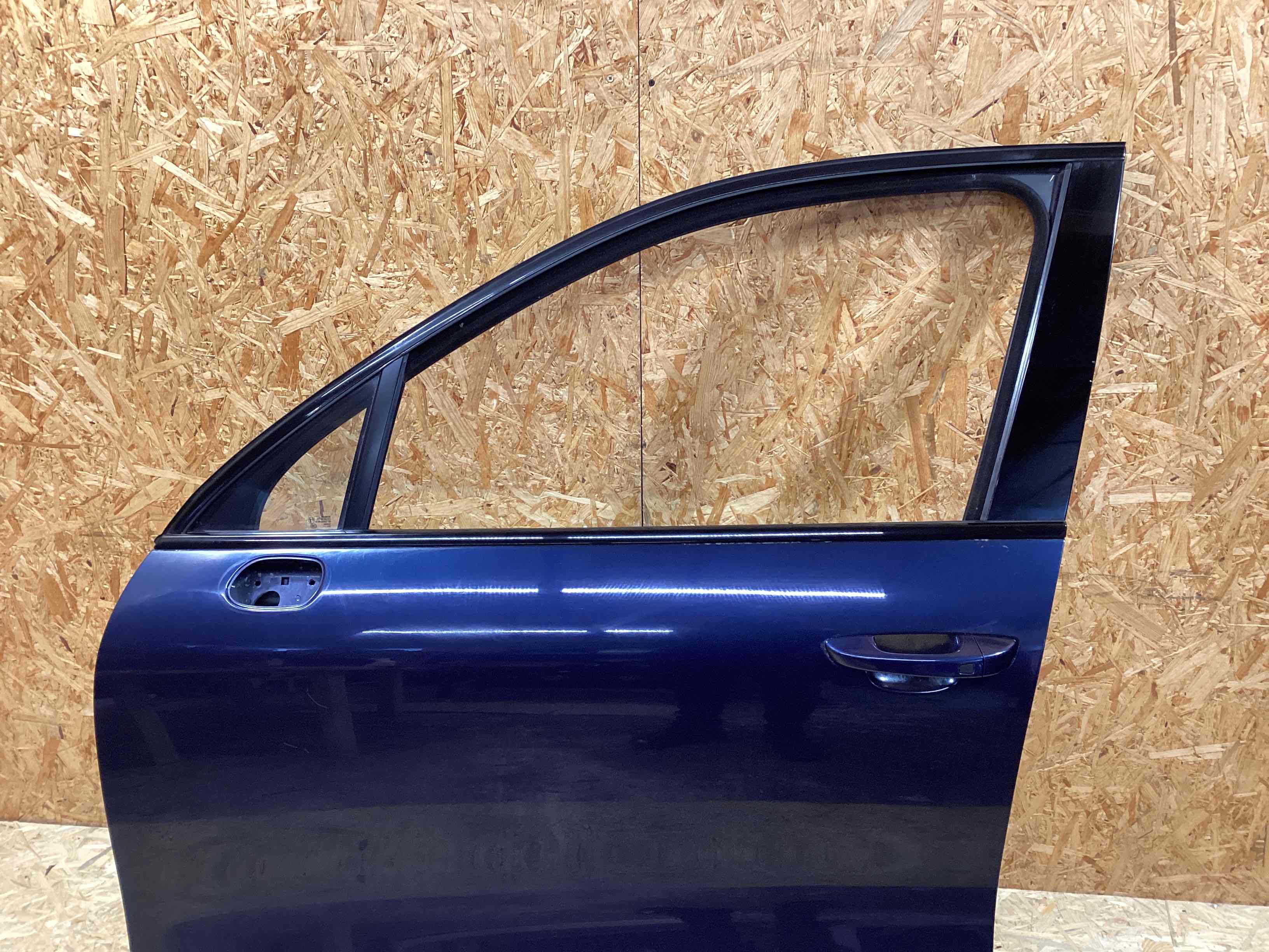 Дверь передняя левая Porsche Cayenne 130126-104