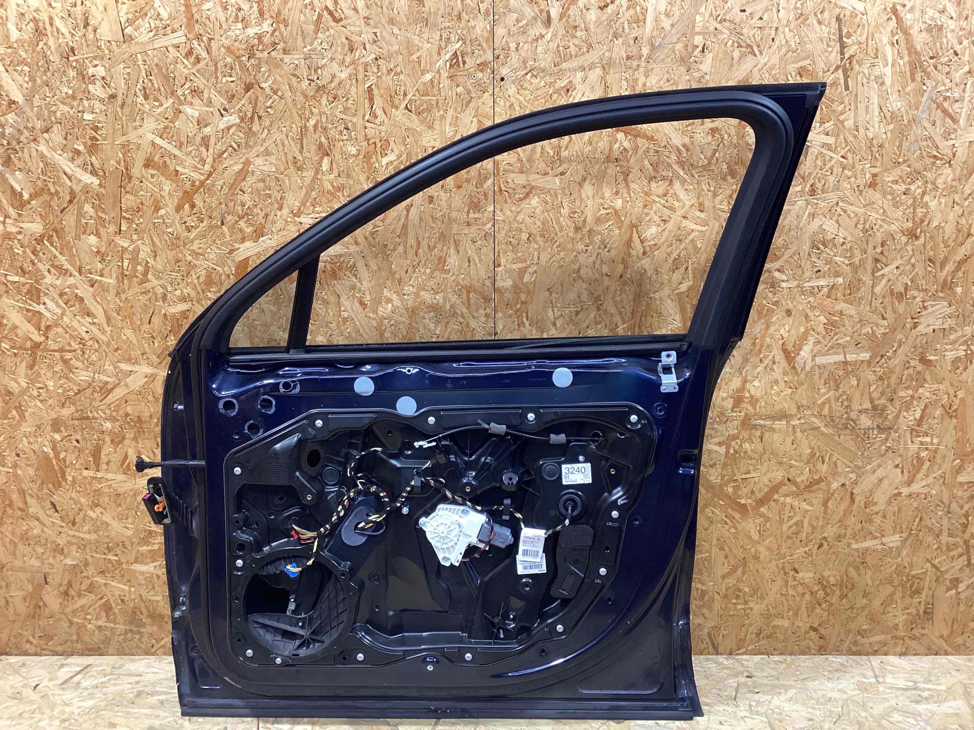 Дверь передняя правая Porsche Cayenne 130126-105