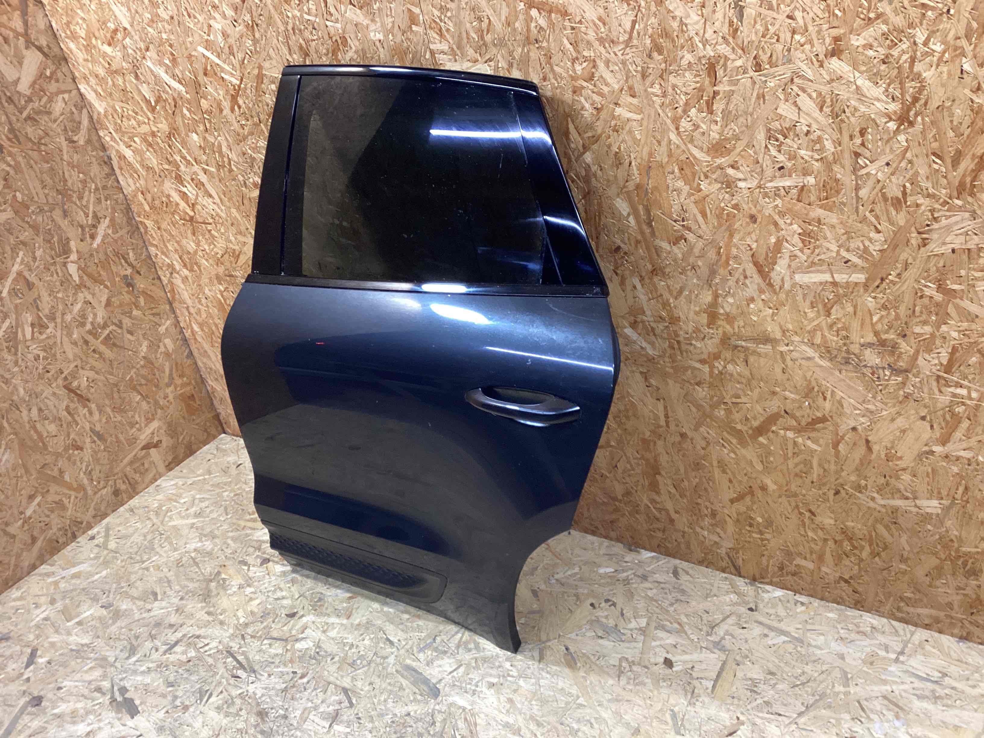 Дверь задняя левая Porsche Macan 130126-106