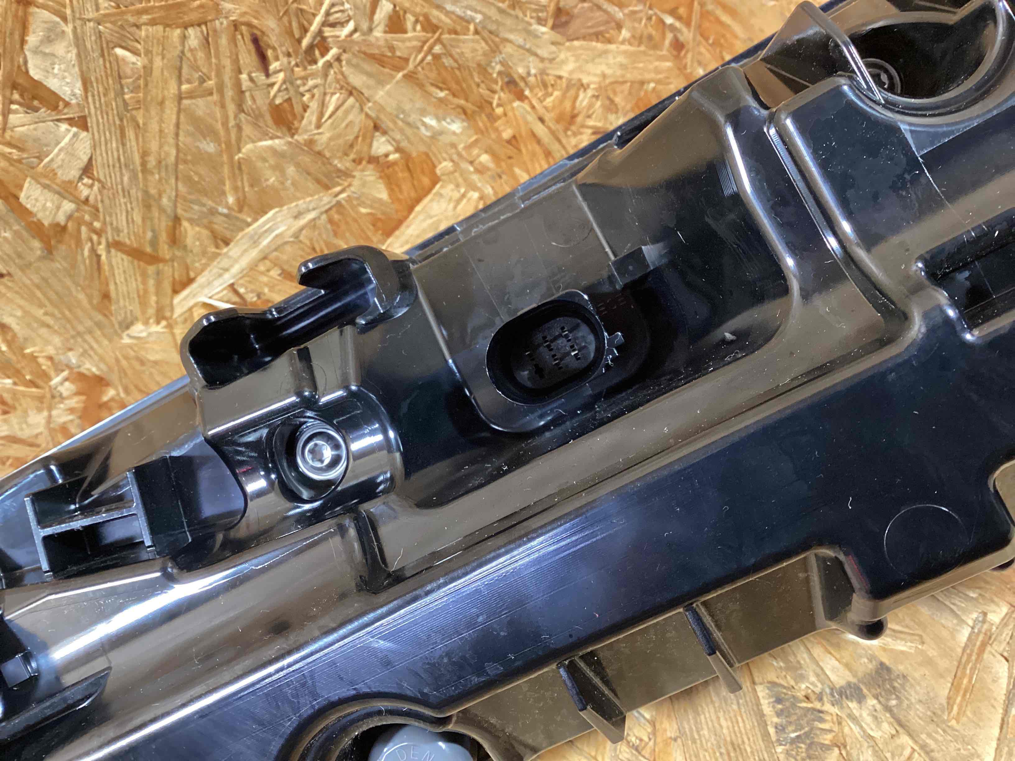 Фонарь задний левый Porsche Cayenne 130126-110