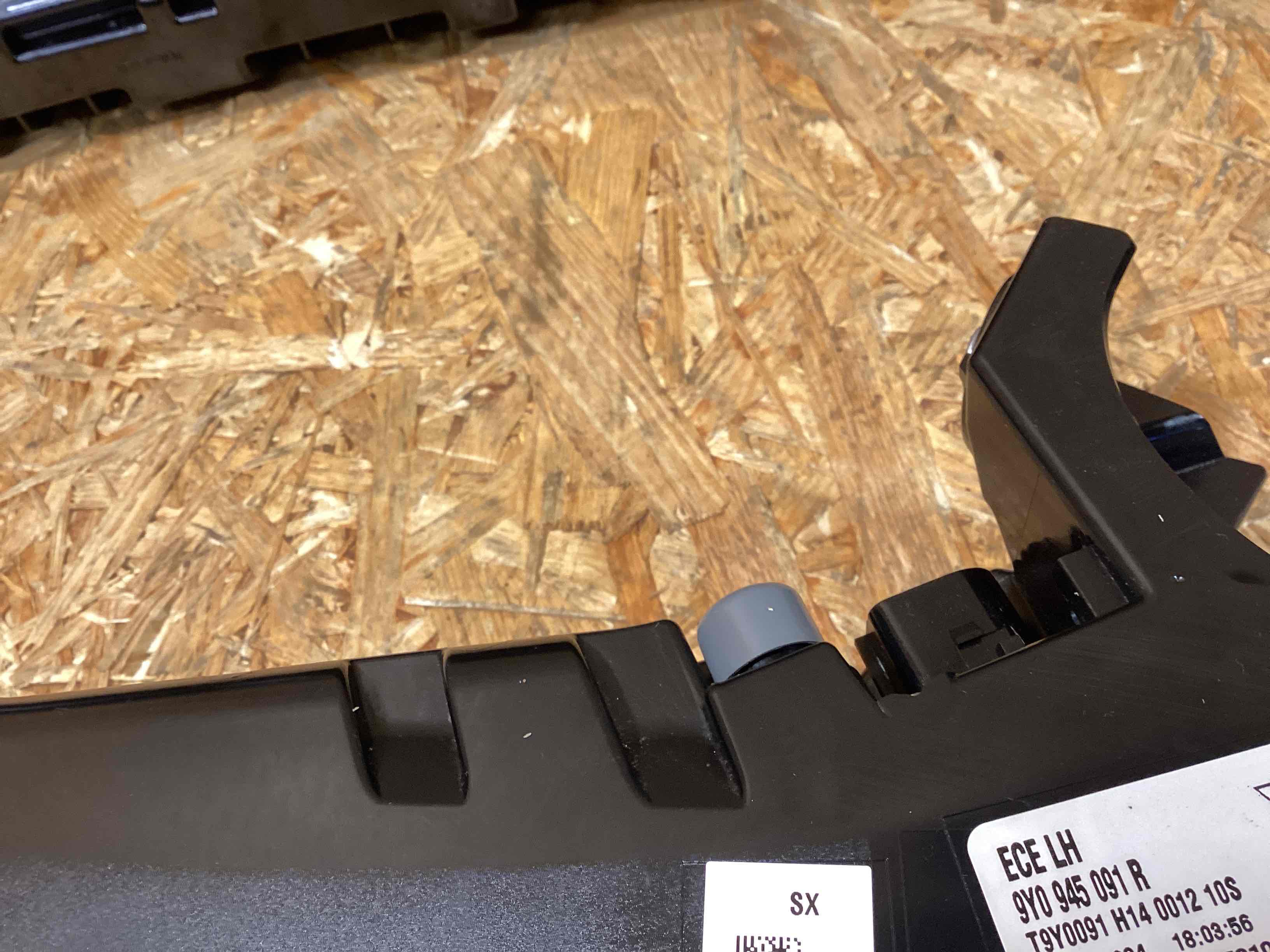 Фонарь задний правый Porsche Cayenne 130126-111