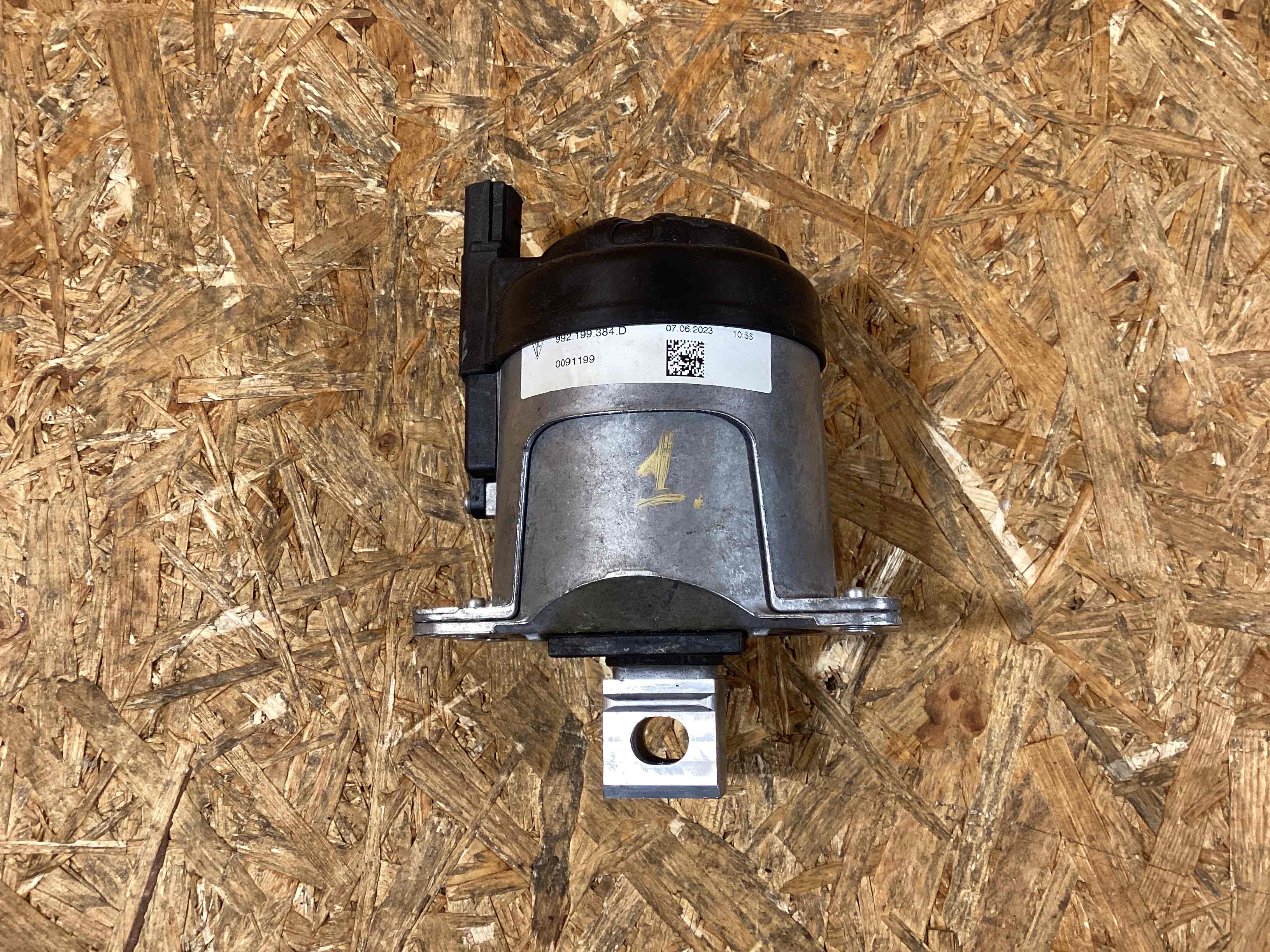 Подушка крепления двигателя Porsche 911 130126-115