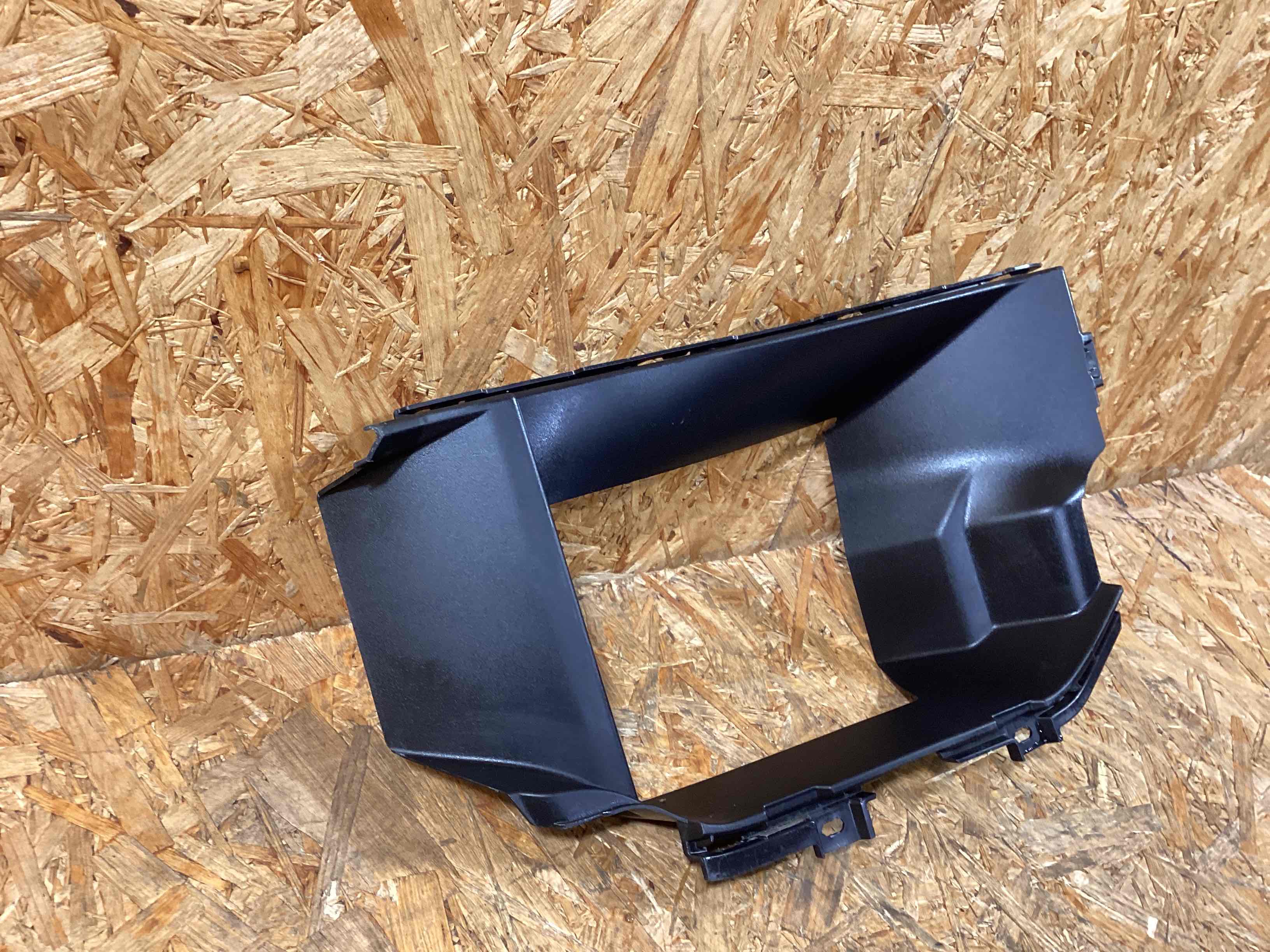 Воздуховод Porsche Cayenne 130226-115