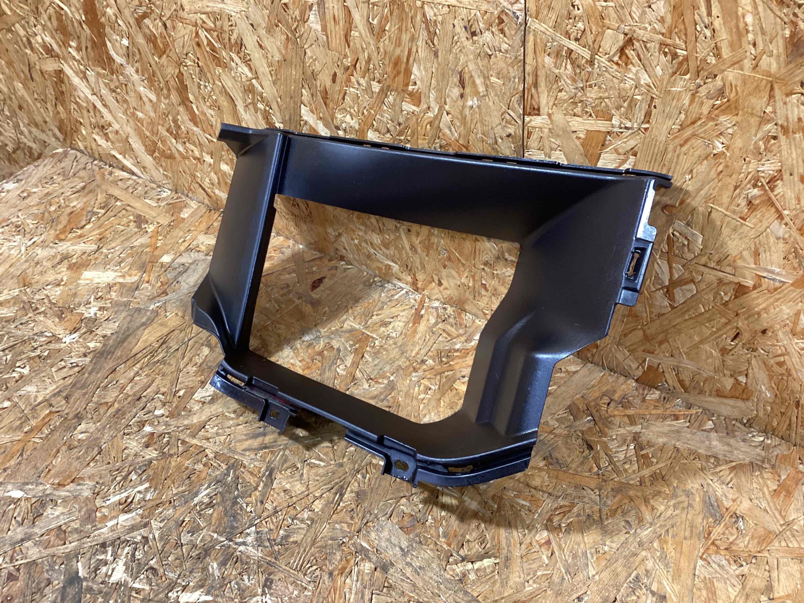 Воздуховод Porsche Cayenne 130226-115