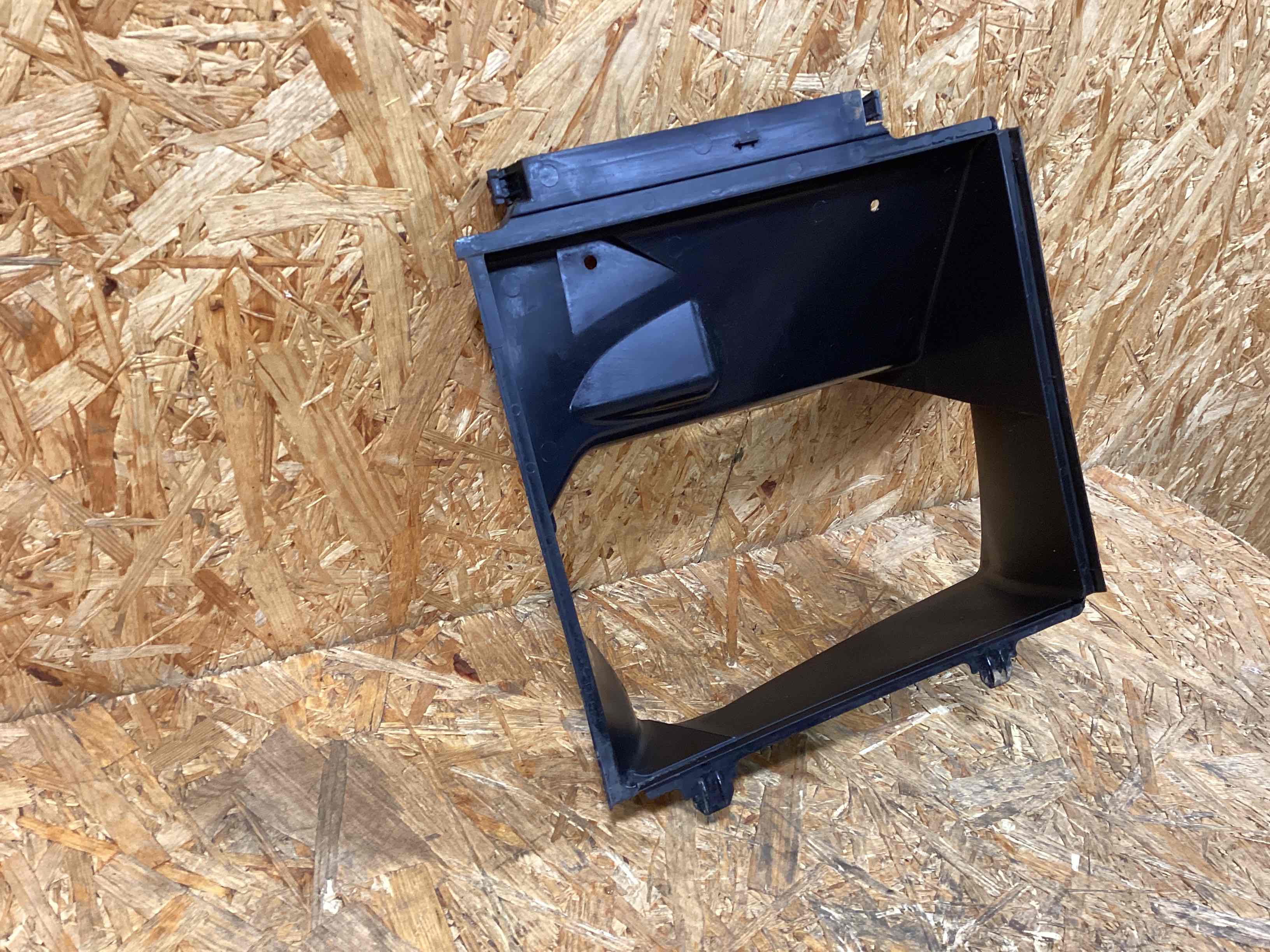 Воздуховод Porsche Panamera 130226-116